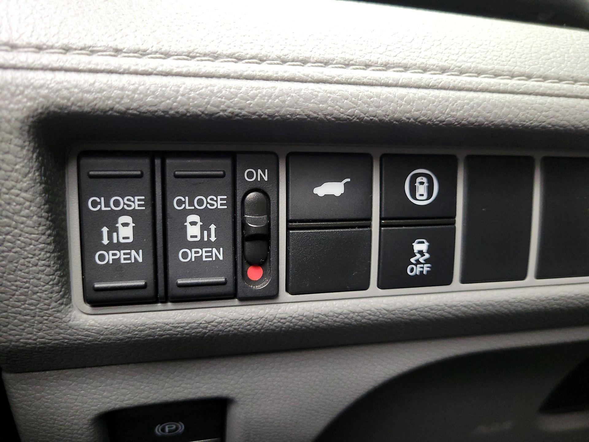 Thumbnail: 2021 Honda Odyssey - 13