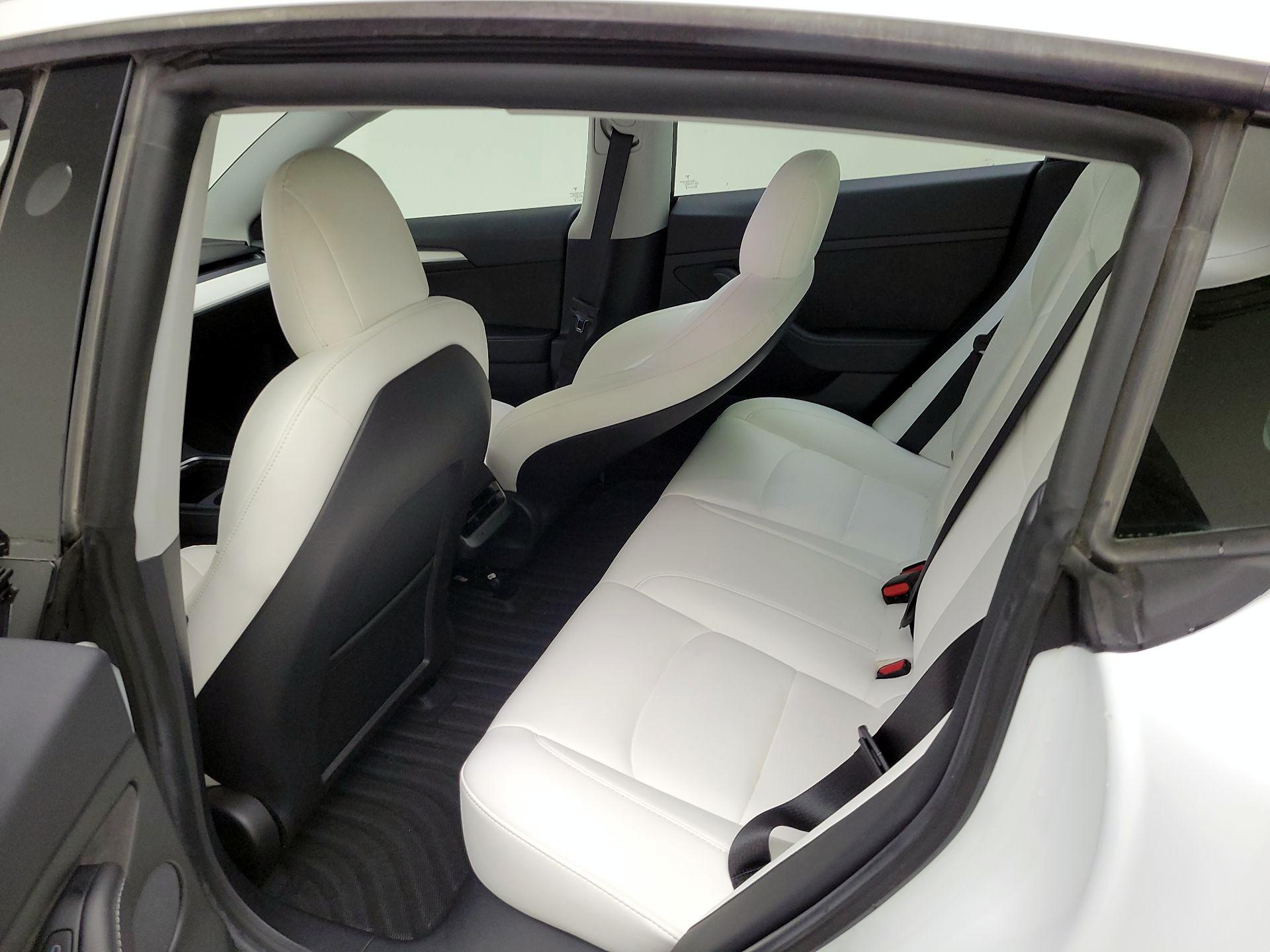 Thumbnail: 2021 Tesla Model 3 - 18
