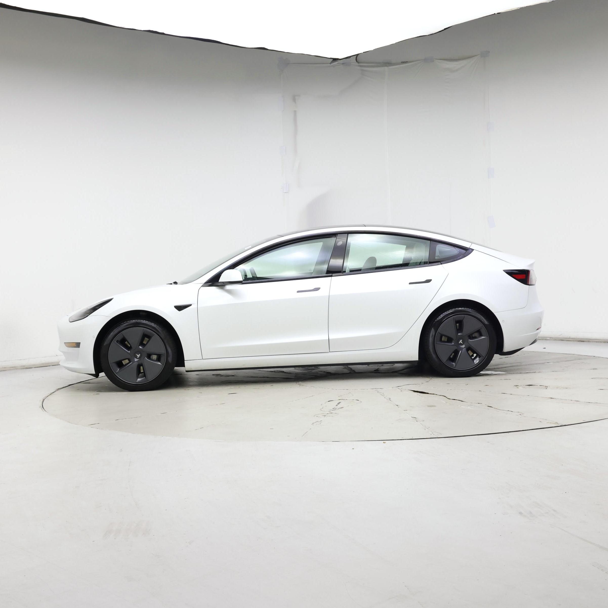 Thumbnail: 2021 Tesla Model 3 - 3
