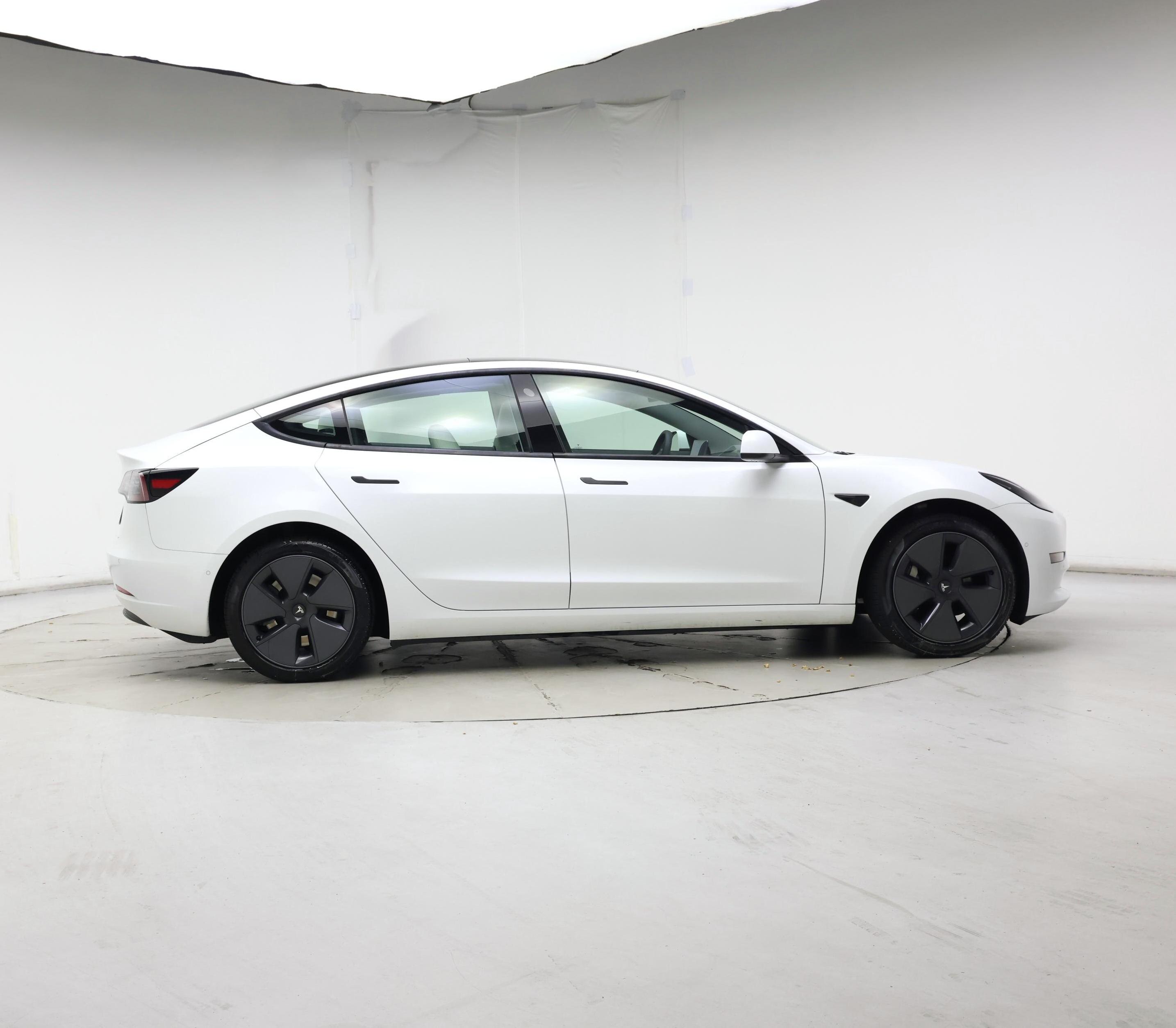 Thumbnail: 2021 Tesla Model 3 - 7