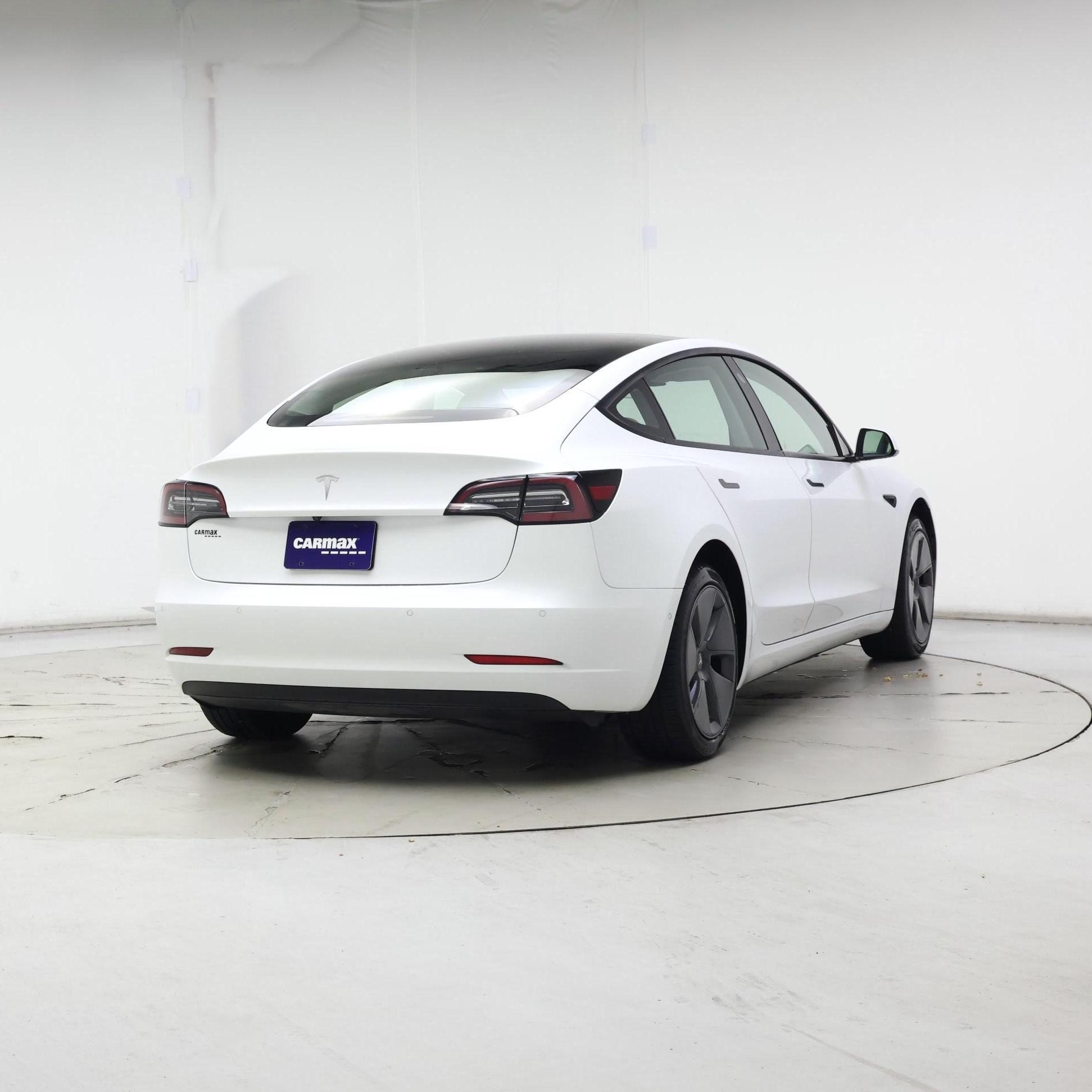 Thumbnail: 2021 Tesla Model 3 - 8
