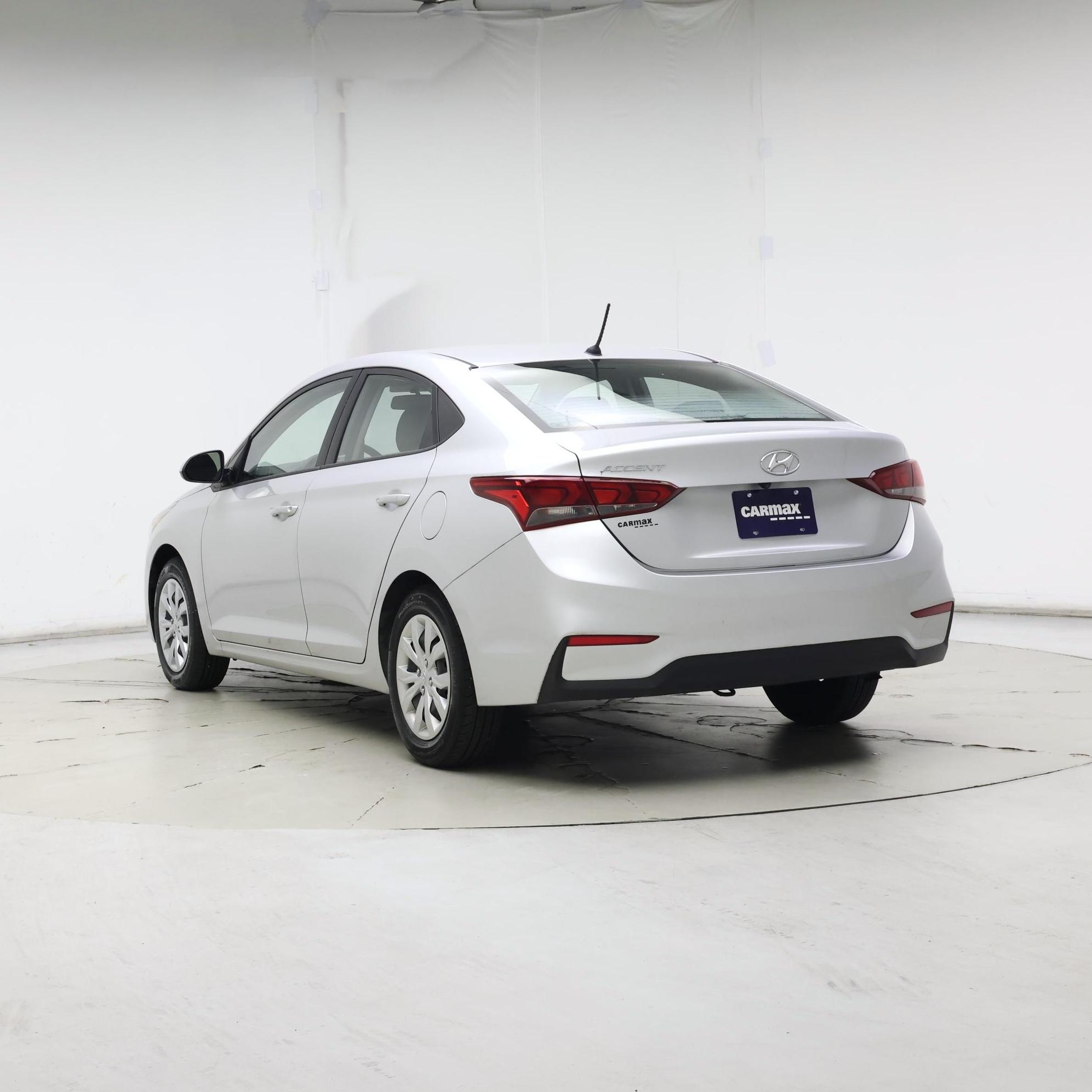 Thumbnail: 2019 Hyundai Accent - 2