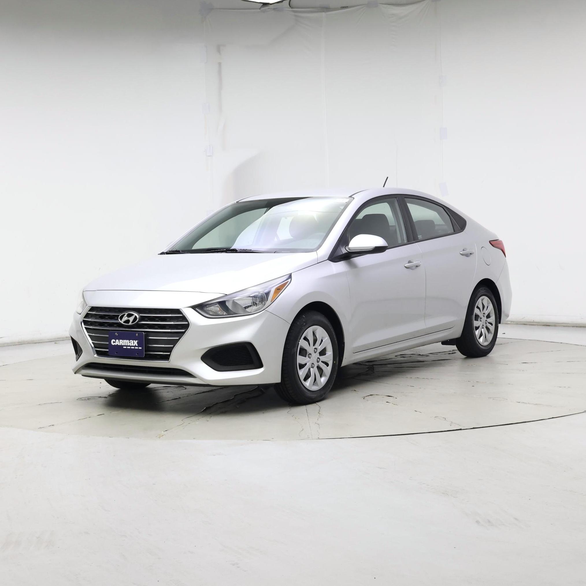 Thumbnail: 2019 Hyundai Accent - 4