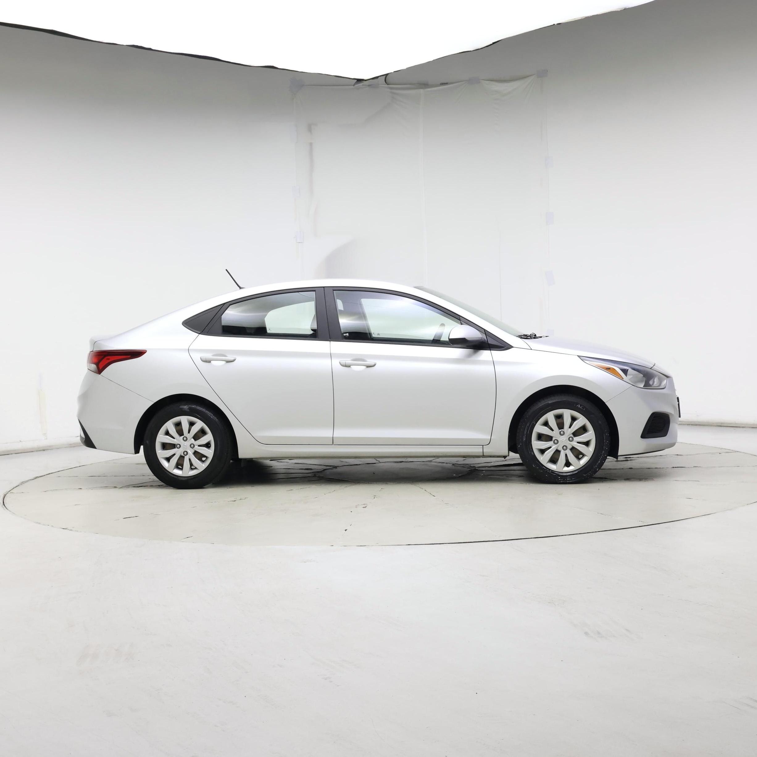 Thumbnail: 2019 Hyundai Accent - 7