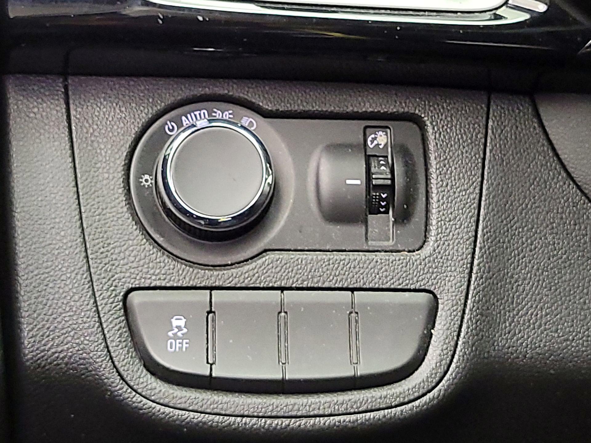 Thumbnail: 2020 Chevrolet Spark - 13