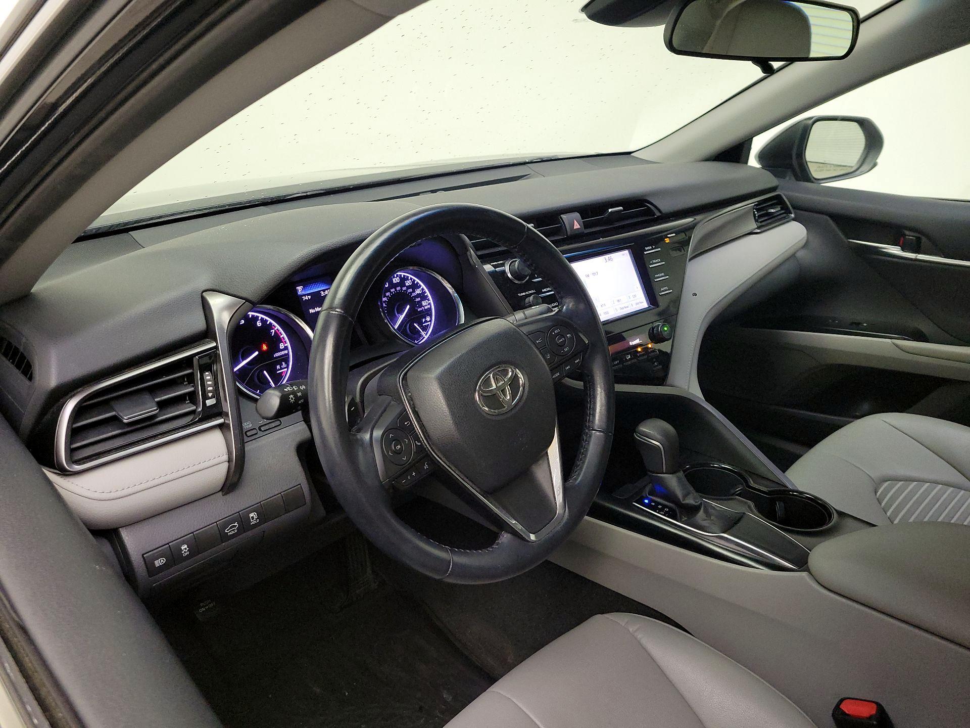 Thumbnail: 2019 Toyota Camry - 9