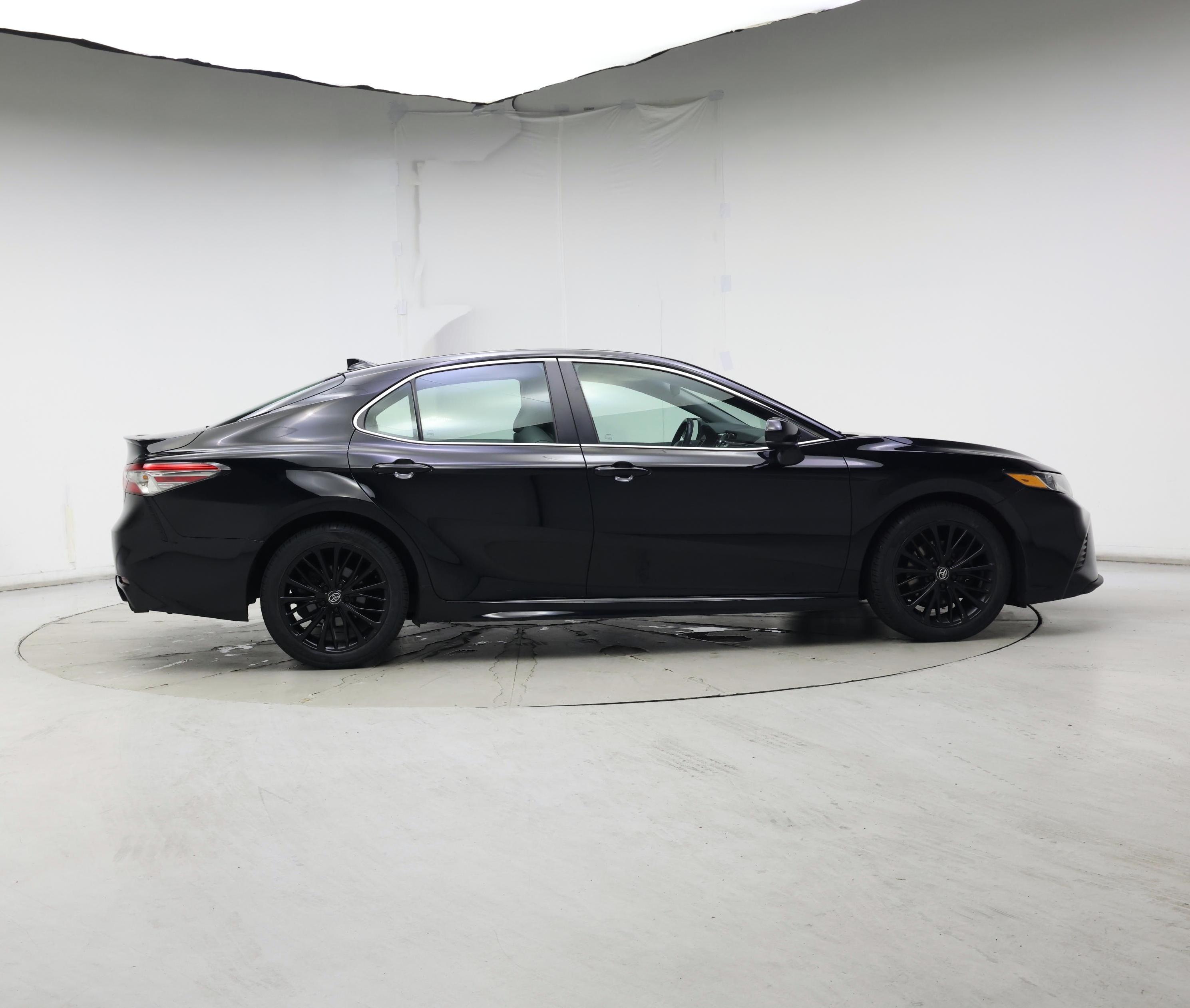 Thumbnail: 2019 Toyota Camry - 7