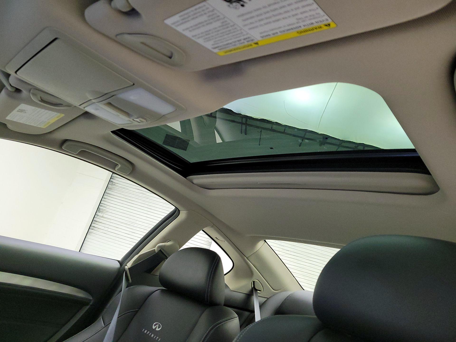 Thumbnail: 2014 INFINITI Q60 - 20