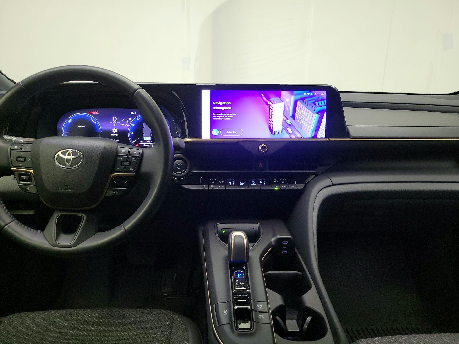 Thumbnail: 2023 Toyota Crown - 9