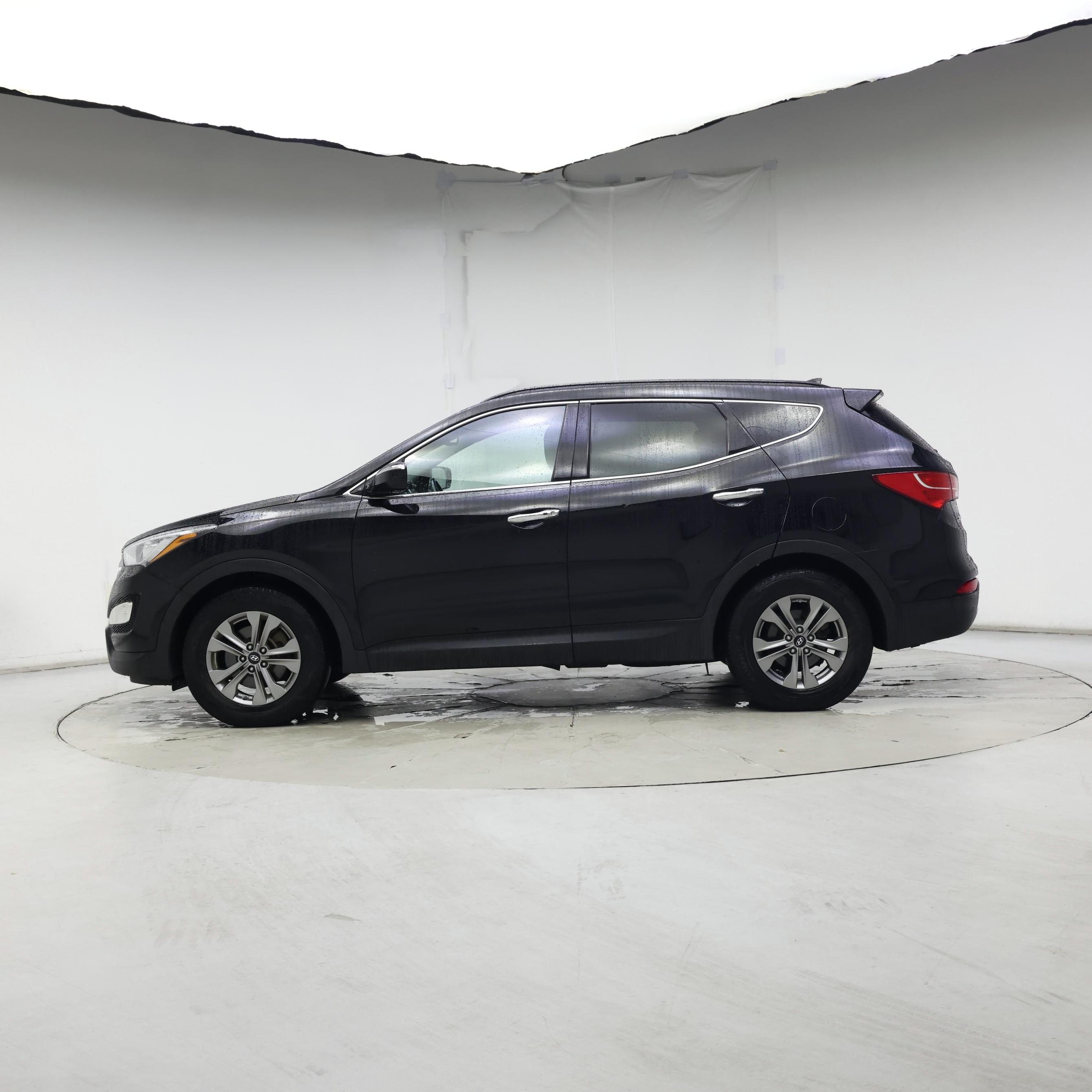 Thumbnail: 2016 Hyundai Santa Fe - 3