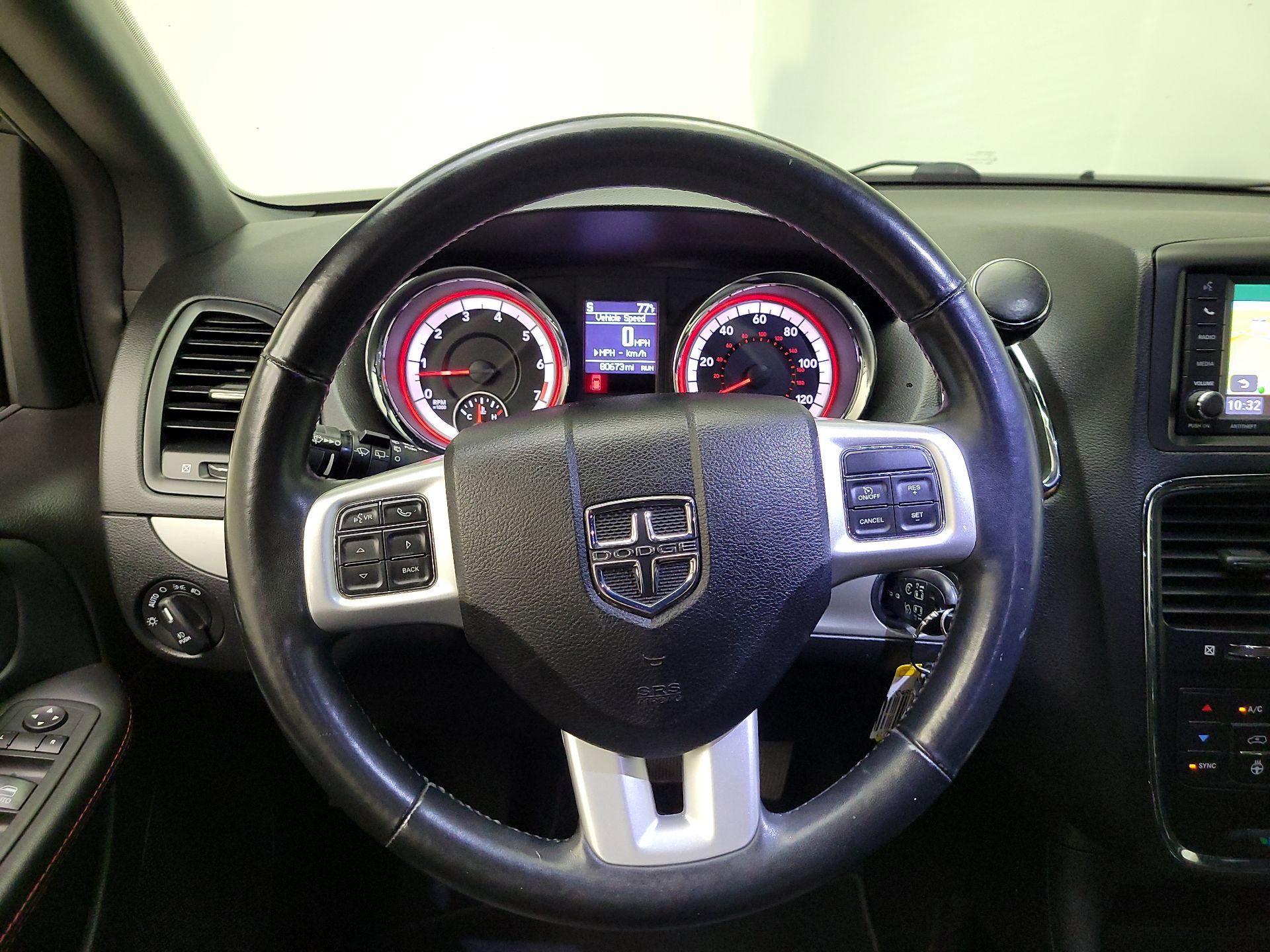 Thumbnail: 2018 Dodge Grand Caravan - 10
