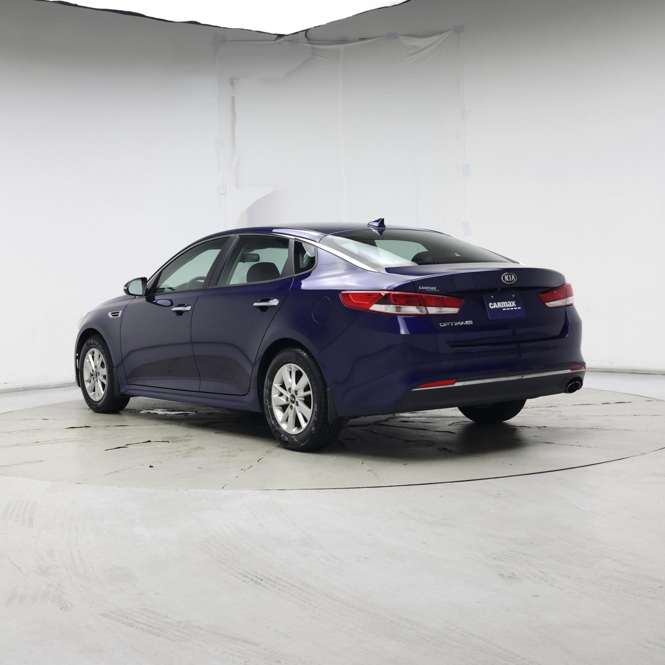 Thumbnail: 2018 Kia Optima - 2