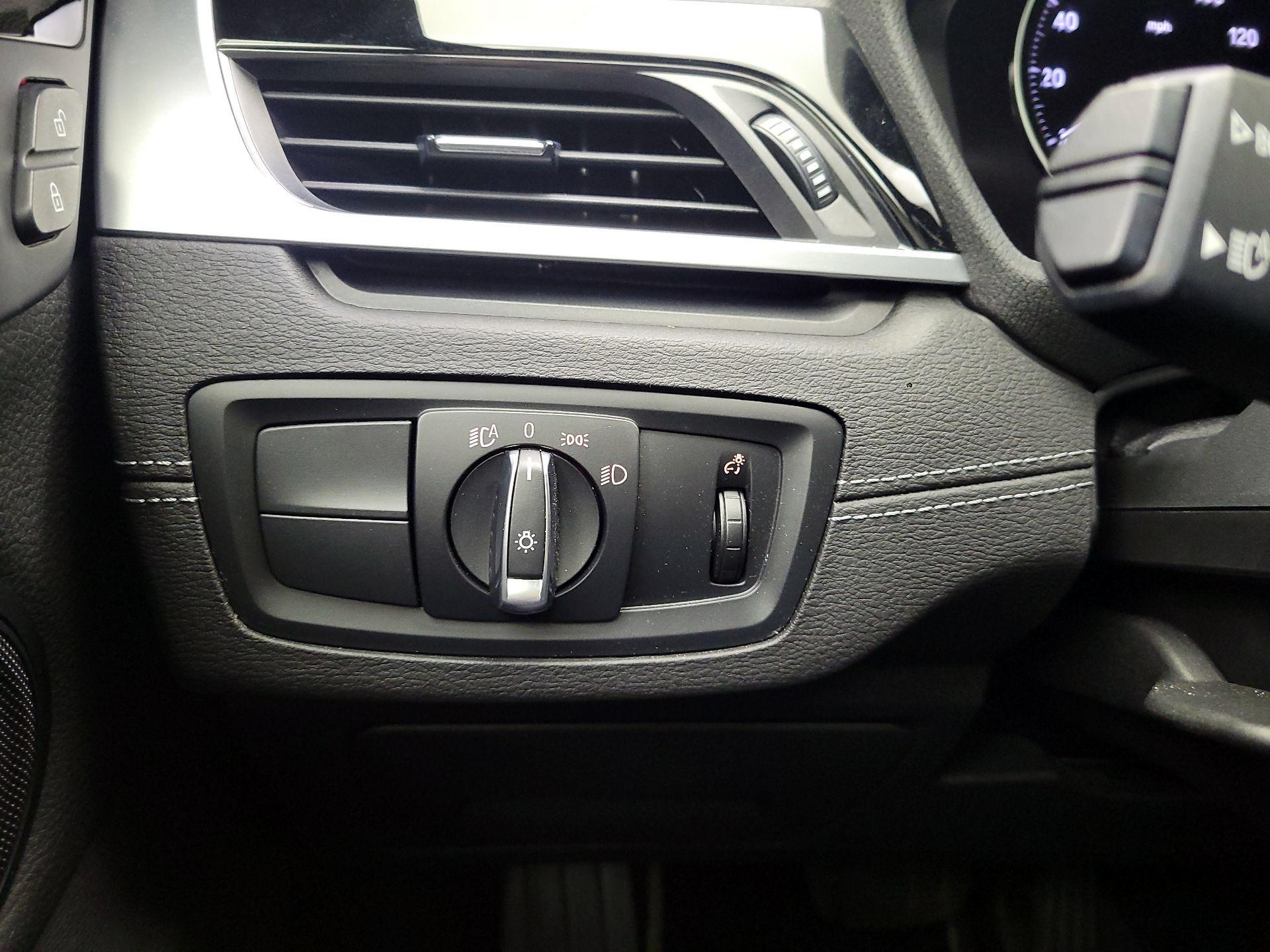Thumbnail: 2021 BMW X1 - 13