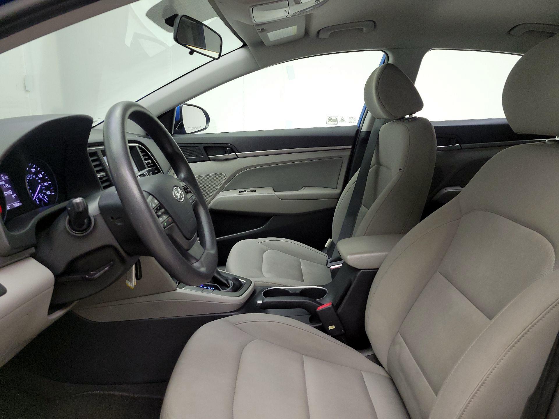 Thumbnail: 2017 Hyundai Elantra - 11