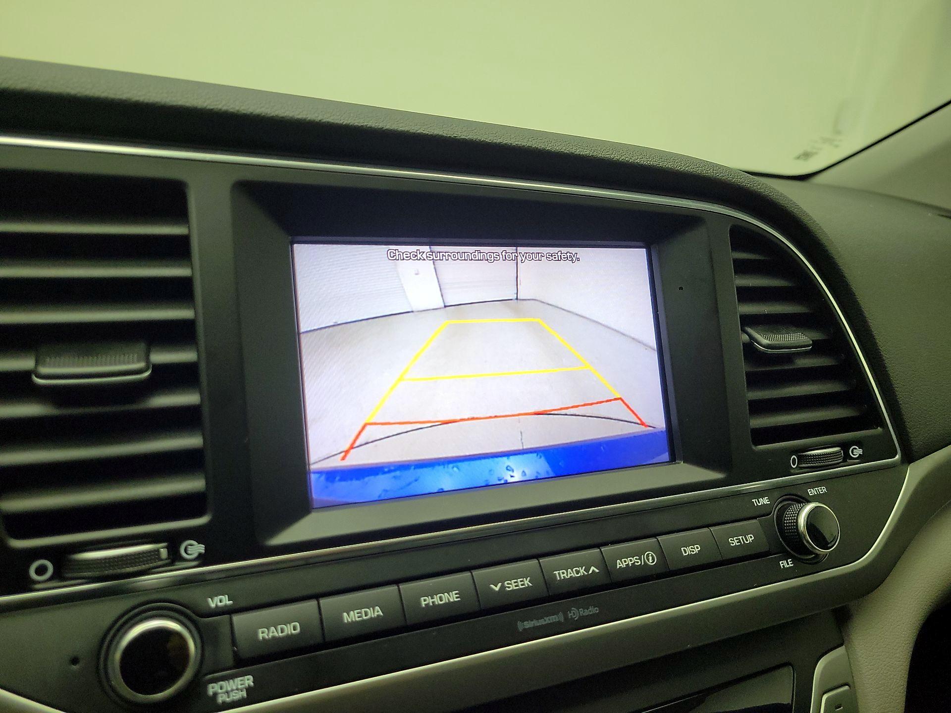 Thumbnail: 2017 Hyundai Elantra - 15