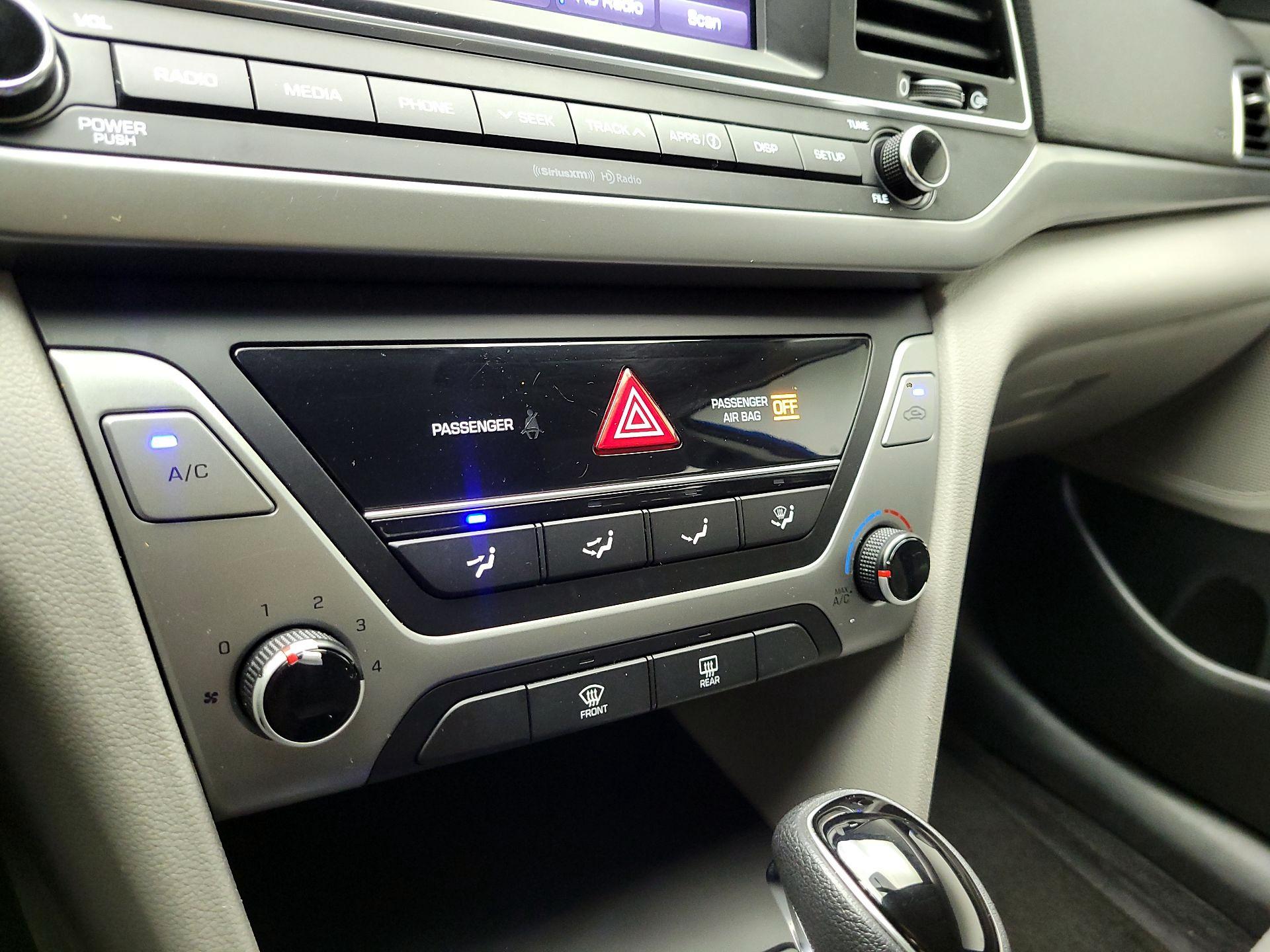 Thumbnail: 2017 Hyundai Elantra - 17