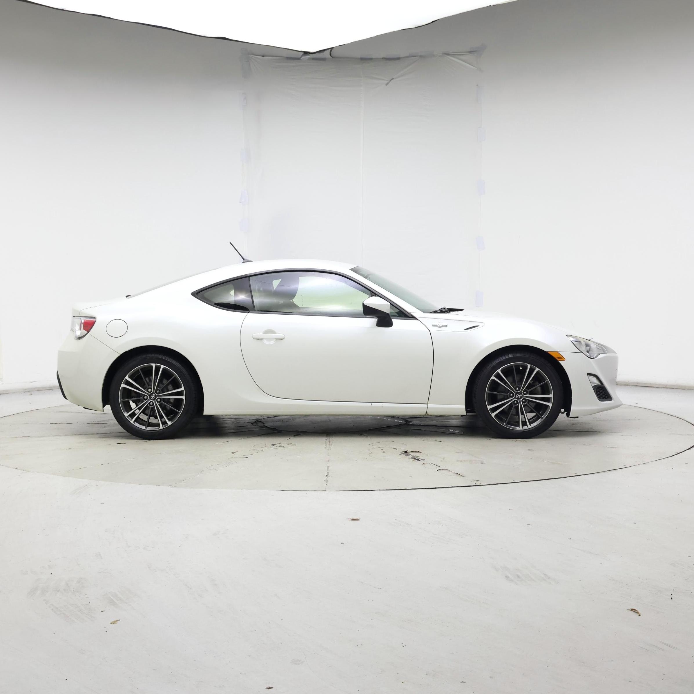Thumbnail: 2014 Scion FR-S - 7