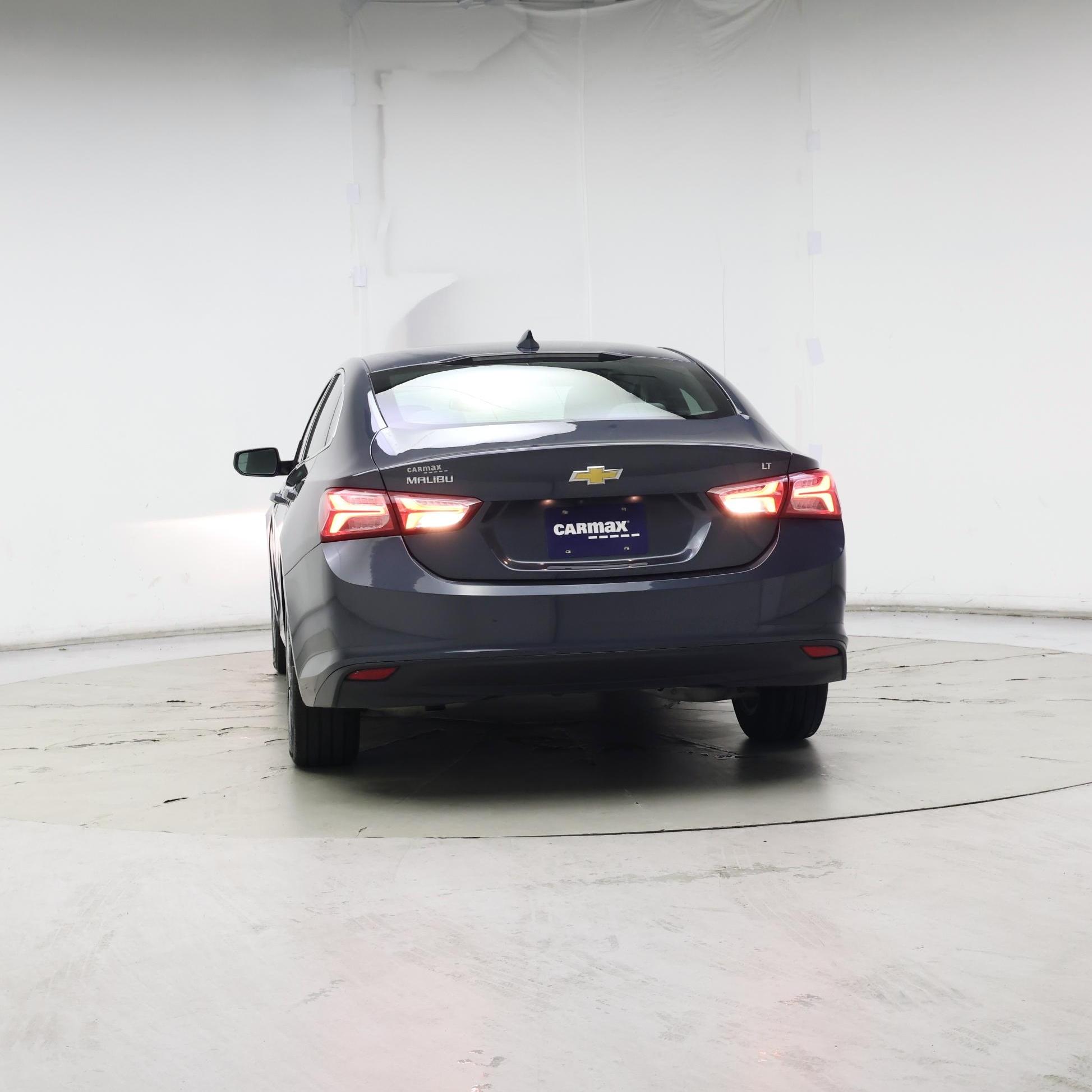 Thumbnail: 2019 Chevrolet Malibu - 6