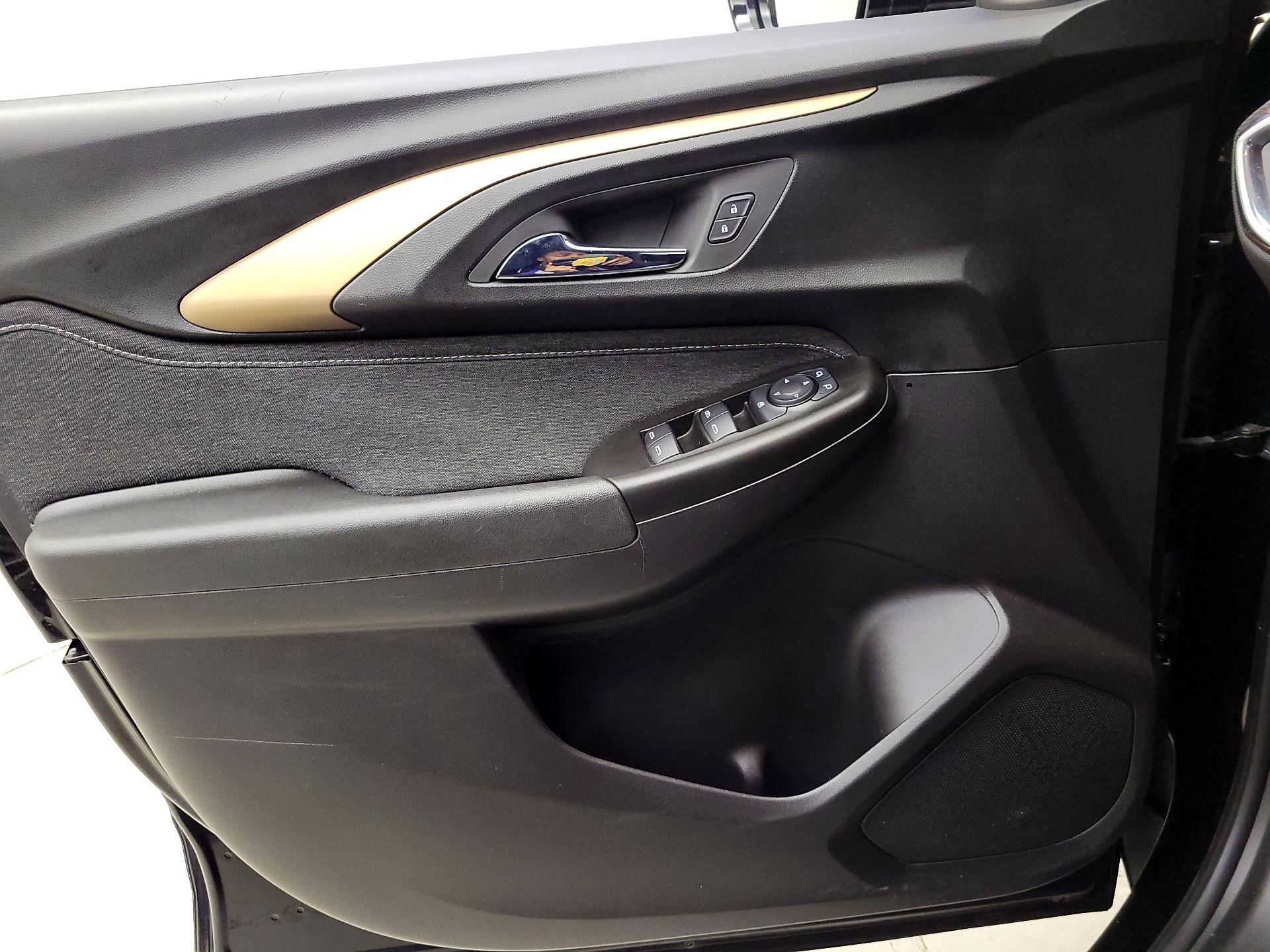 Thumbnail: 2022 Chevrolet TrailBlazer - 12