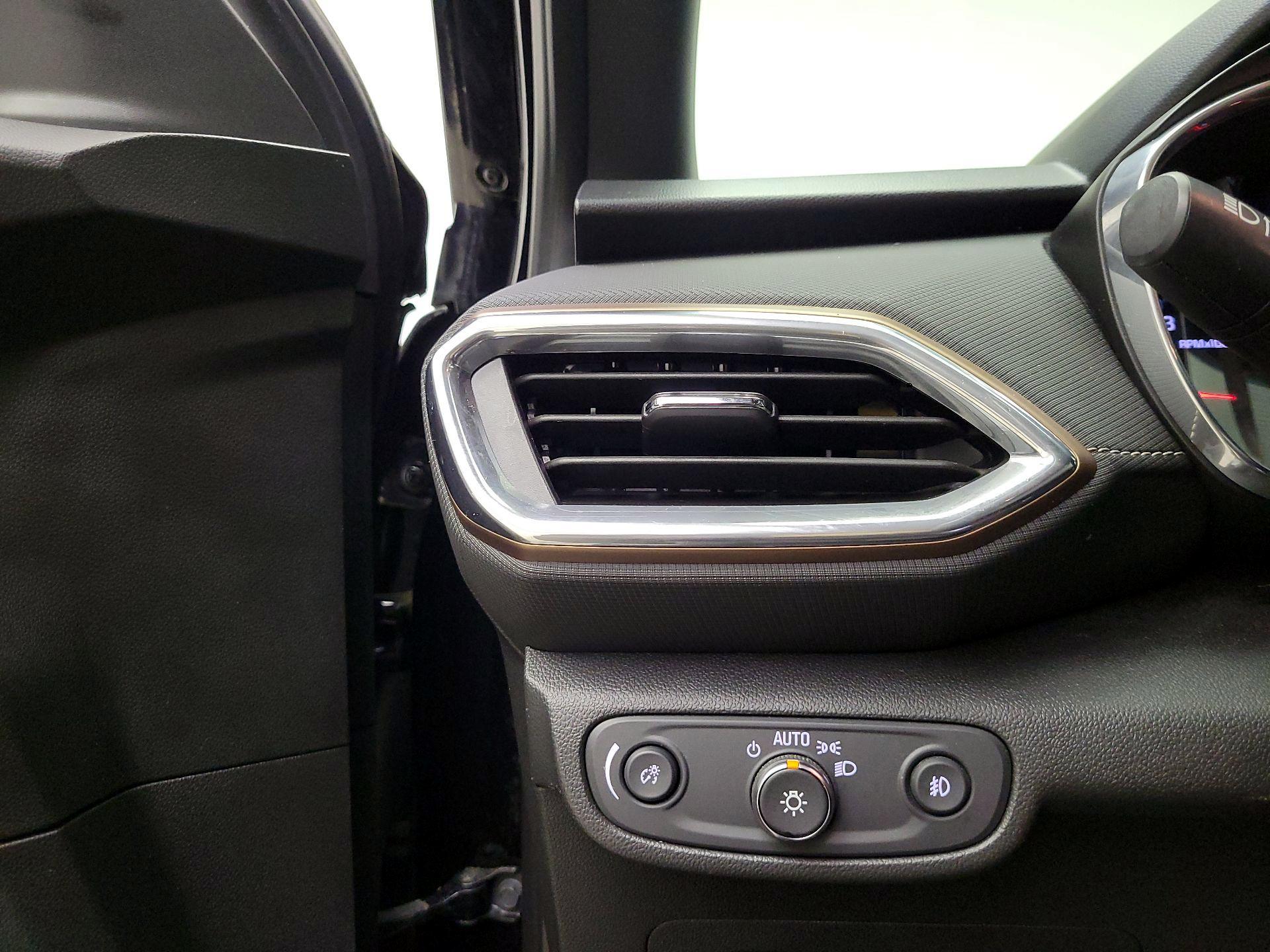 Thumbnail: 2022 Chevrolet TrailBlazer - 13