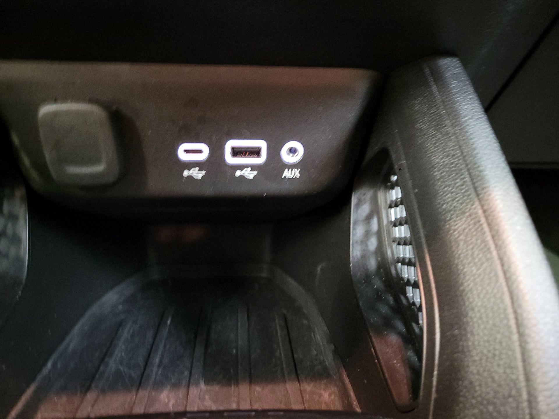 Thumbnail: 2022 Chevrolet TrailBlazer - 18