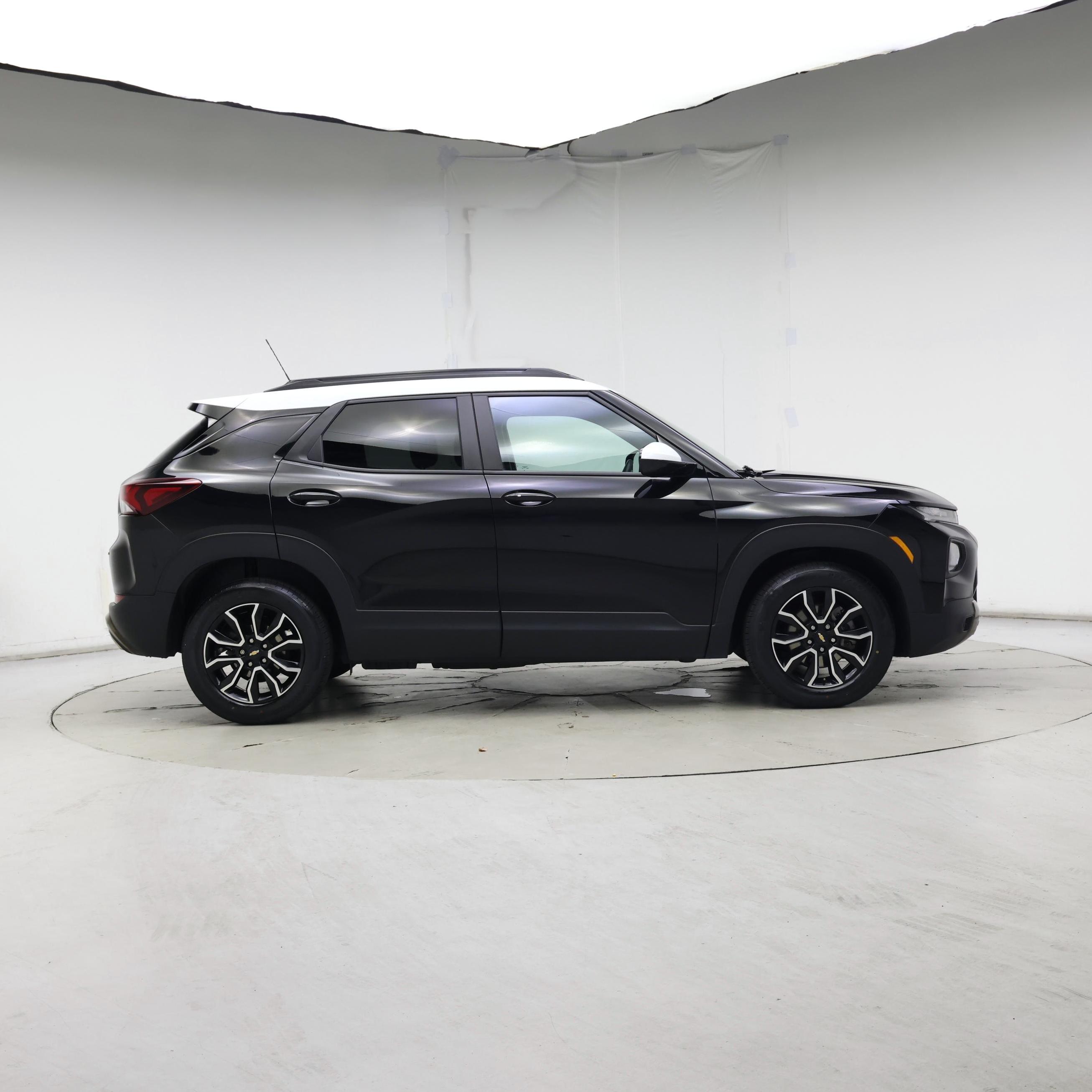 Thumbnail: 2022 Chevrolet TrailBlazer - 7