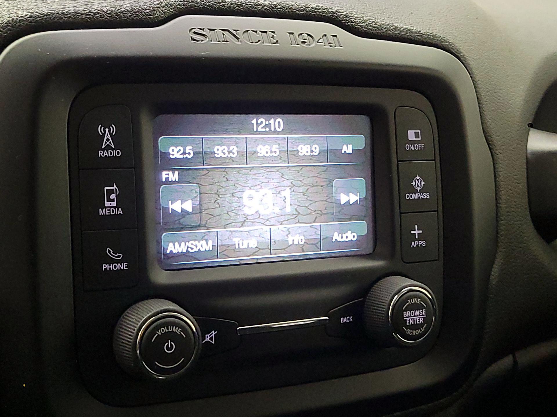 Thumbnail: 2017 Jeep Renegade - 15