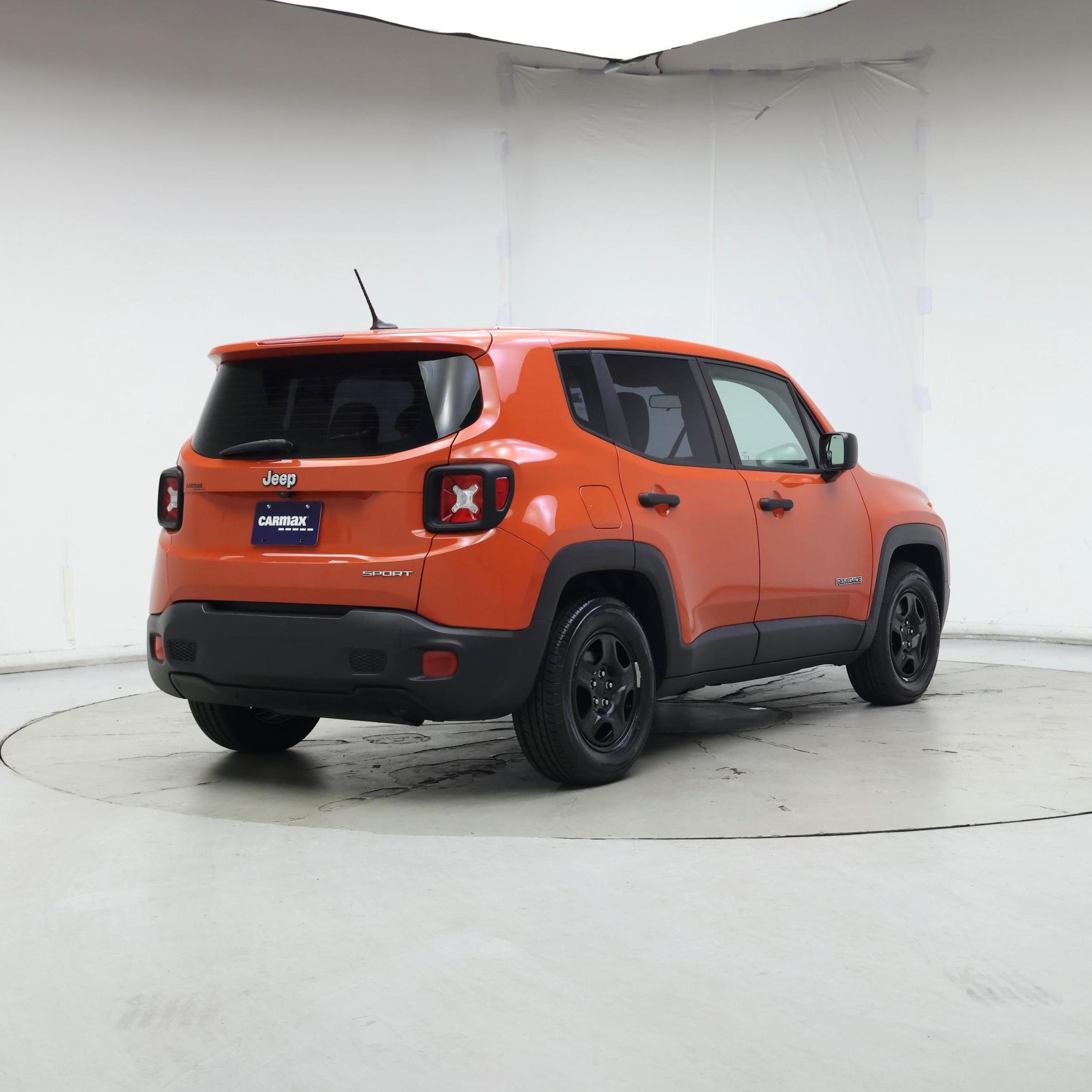 Thumbnail: 2017 Jeep Renegade - 8