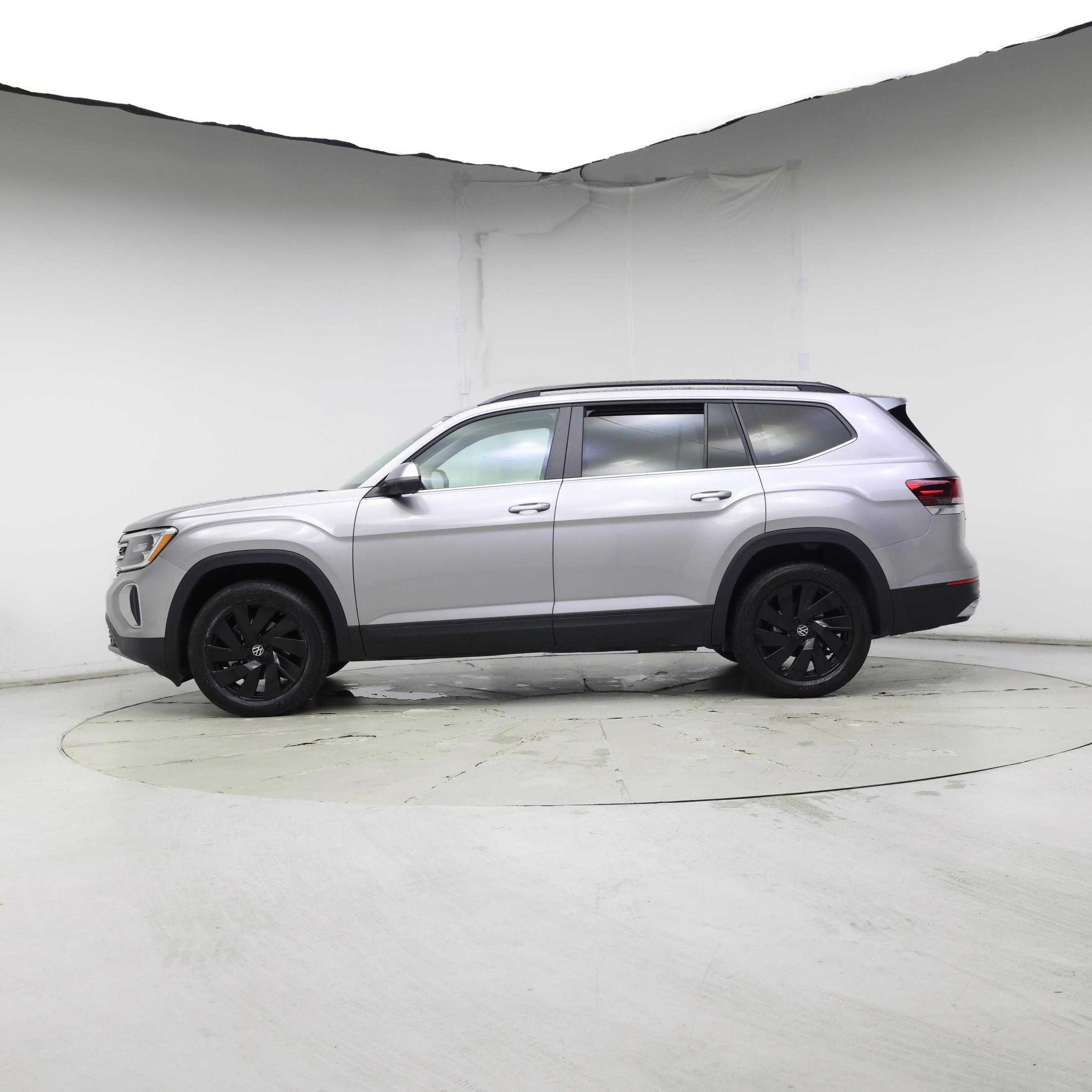 Thumbnail: 2024 Volkswagen Atlas - 3