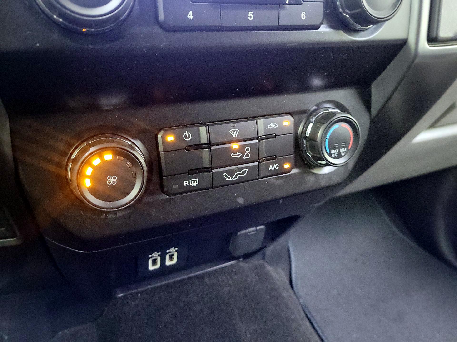 Thumbnail: 2019 Ford F-150 - 16