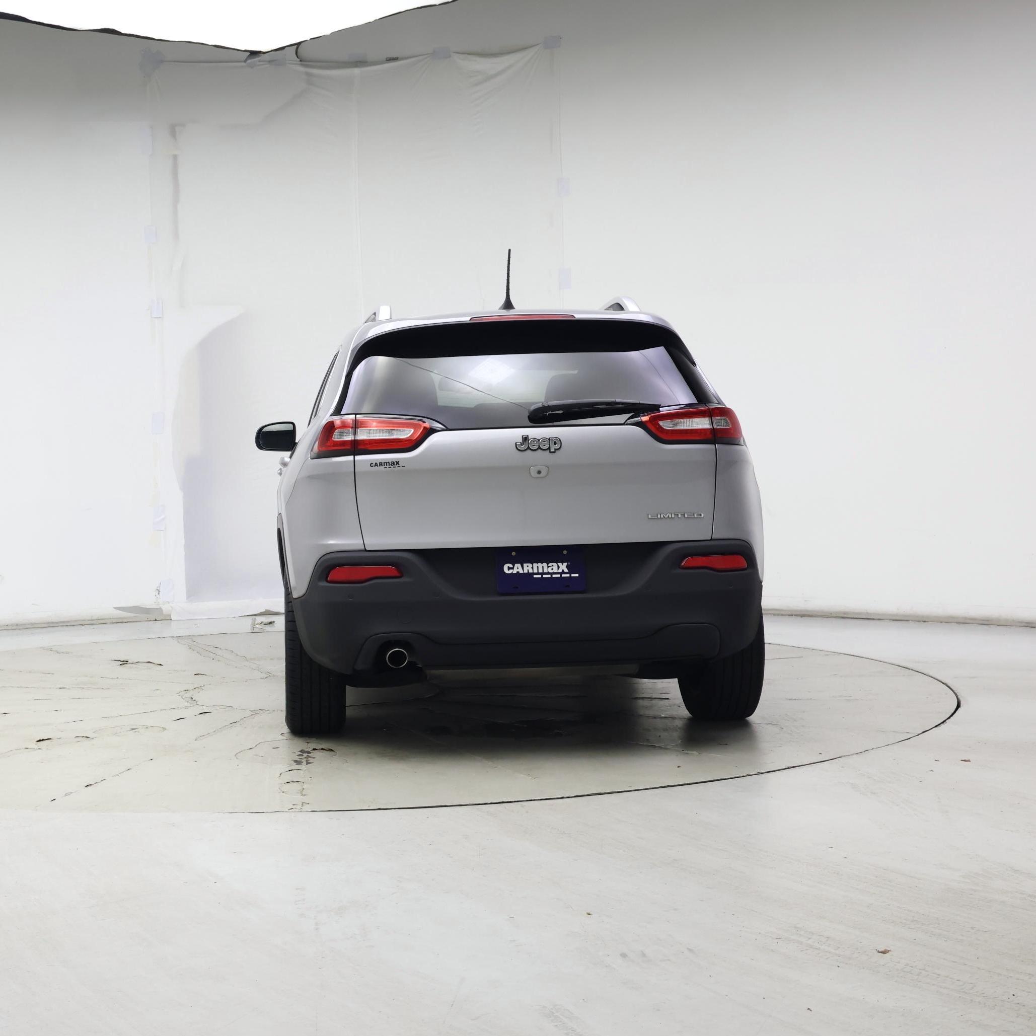 Thumbnail: 2018 Jeep Cherokee - 6