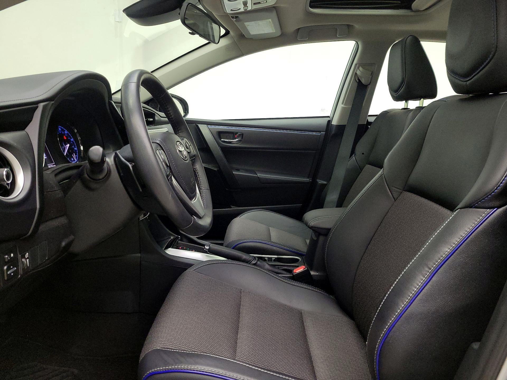 Thumbnail: 2017 Toyota Corolla - 11