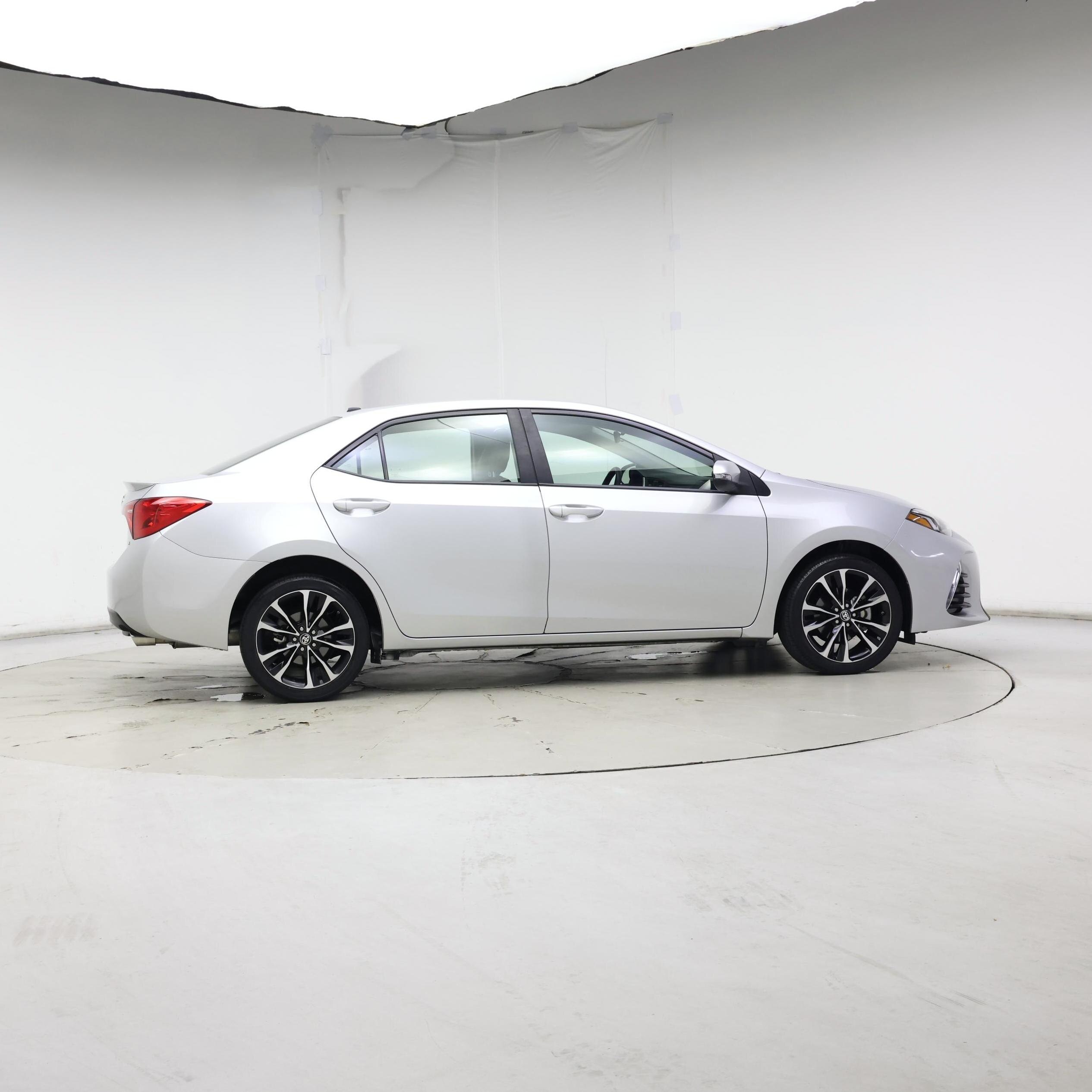Thumbnail: 2017 Toyota Corolla - 7