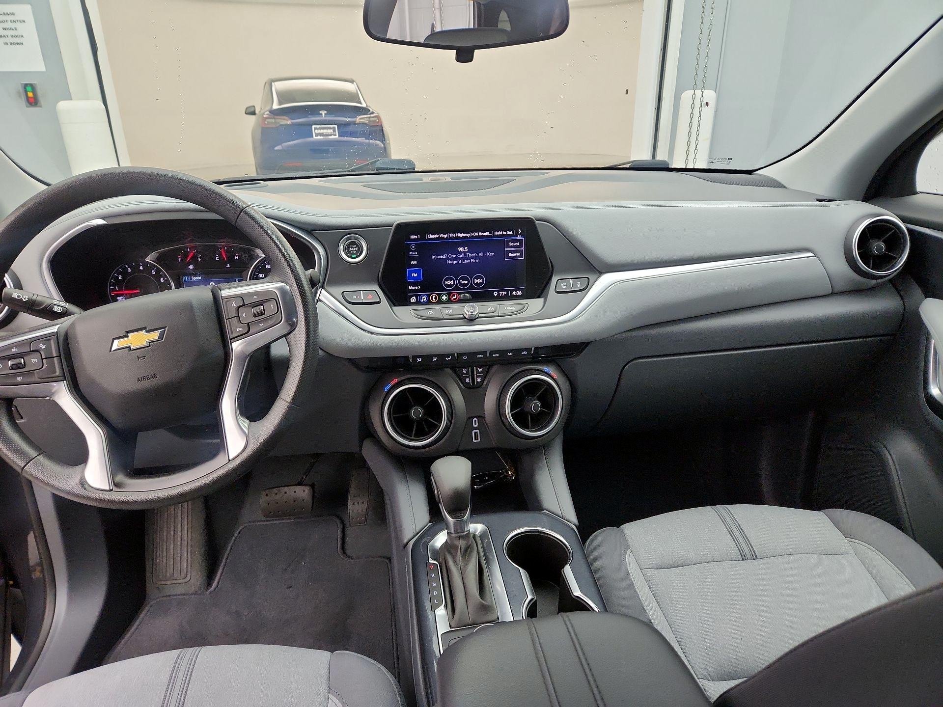 Thumbnail: 2021 Chevrolet Blazer - 9