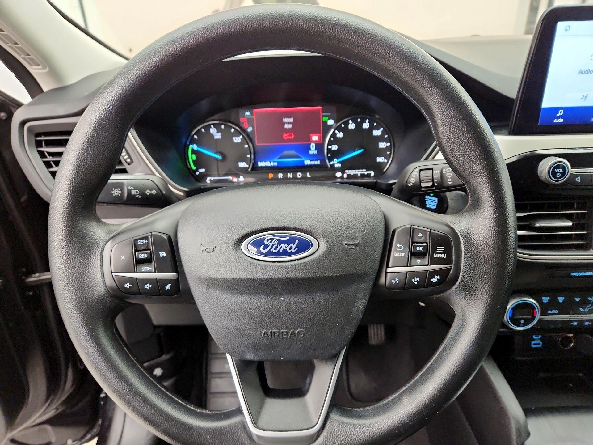 Thumbnail: 2021 Ford Escape - 10