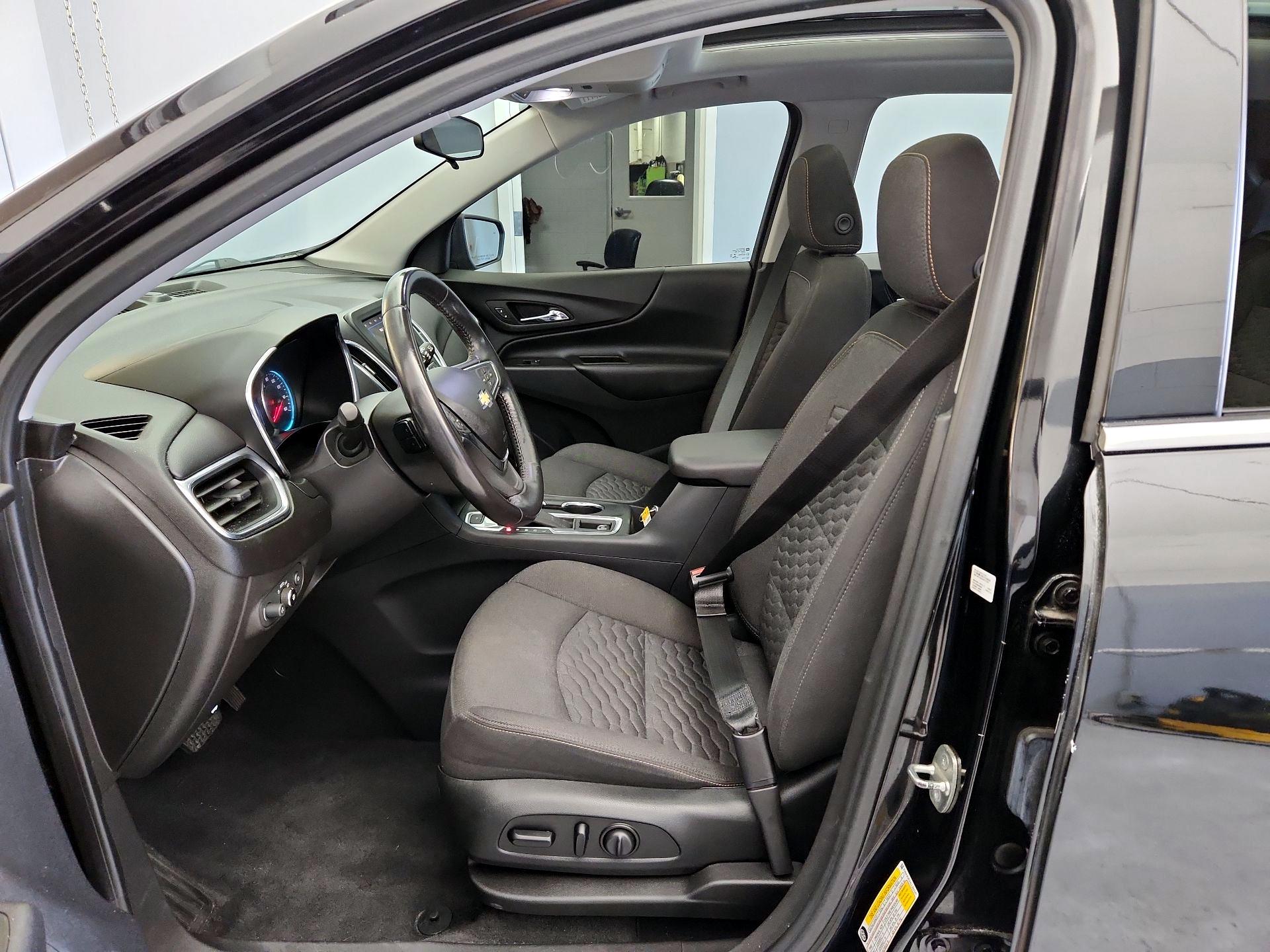 Thumbnail: 2020 Chevrolet Equinox - 11