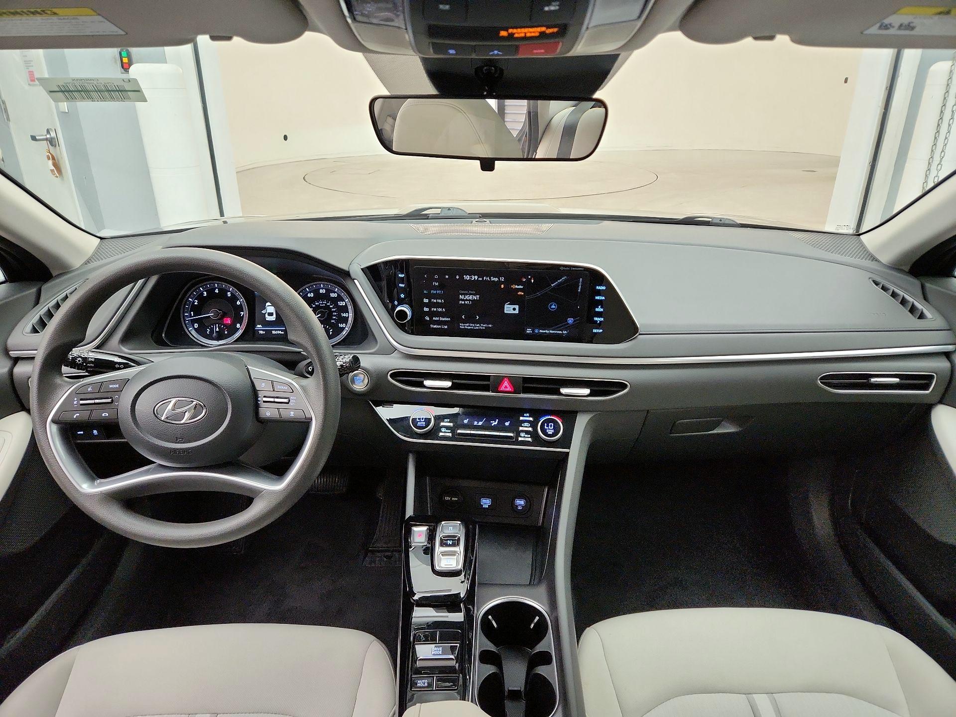 Thumbnail: 2023 Hyundai Sonata - 9