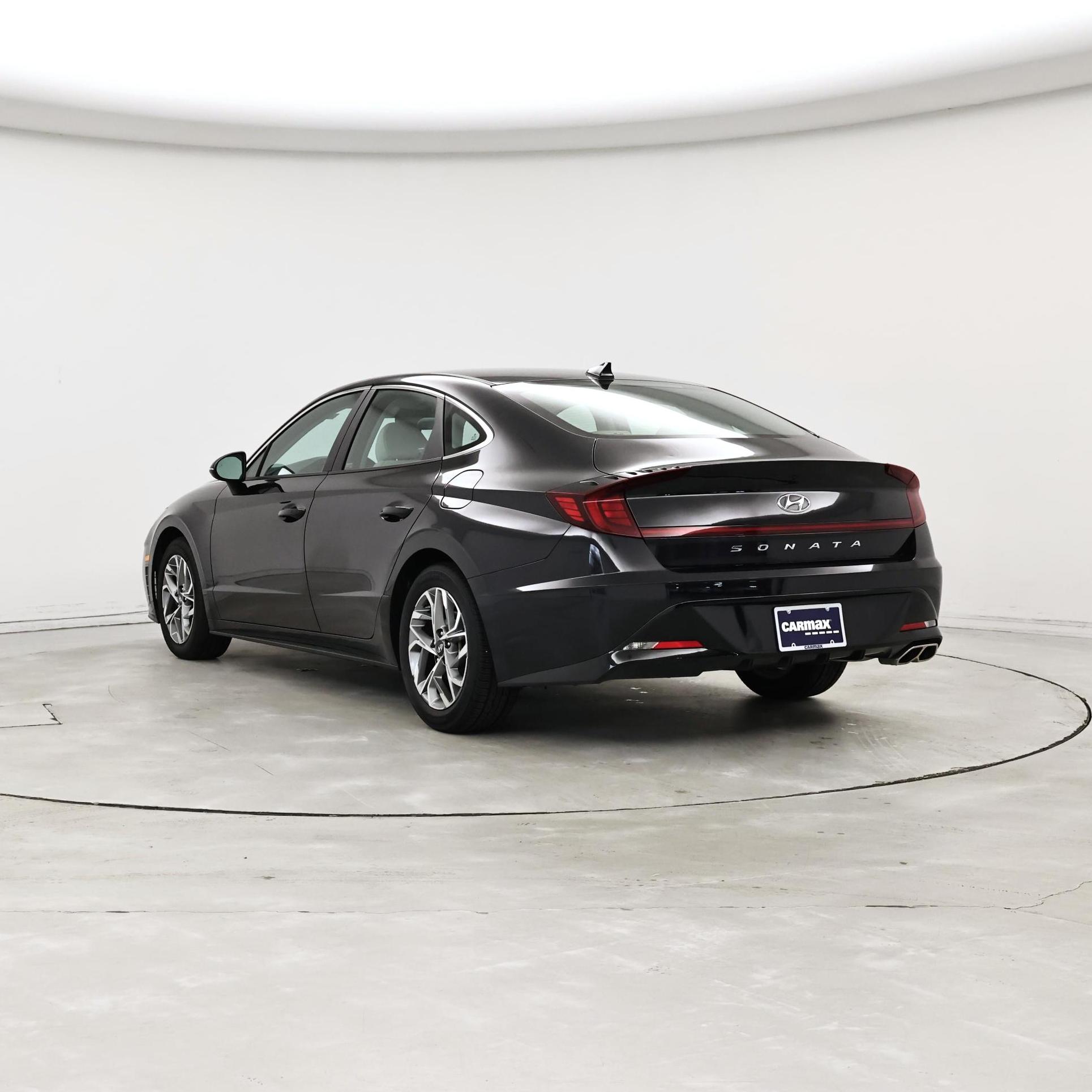 Thumbnail: 2023 Hyundai Sonata - 2