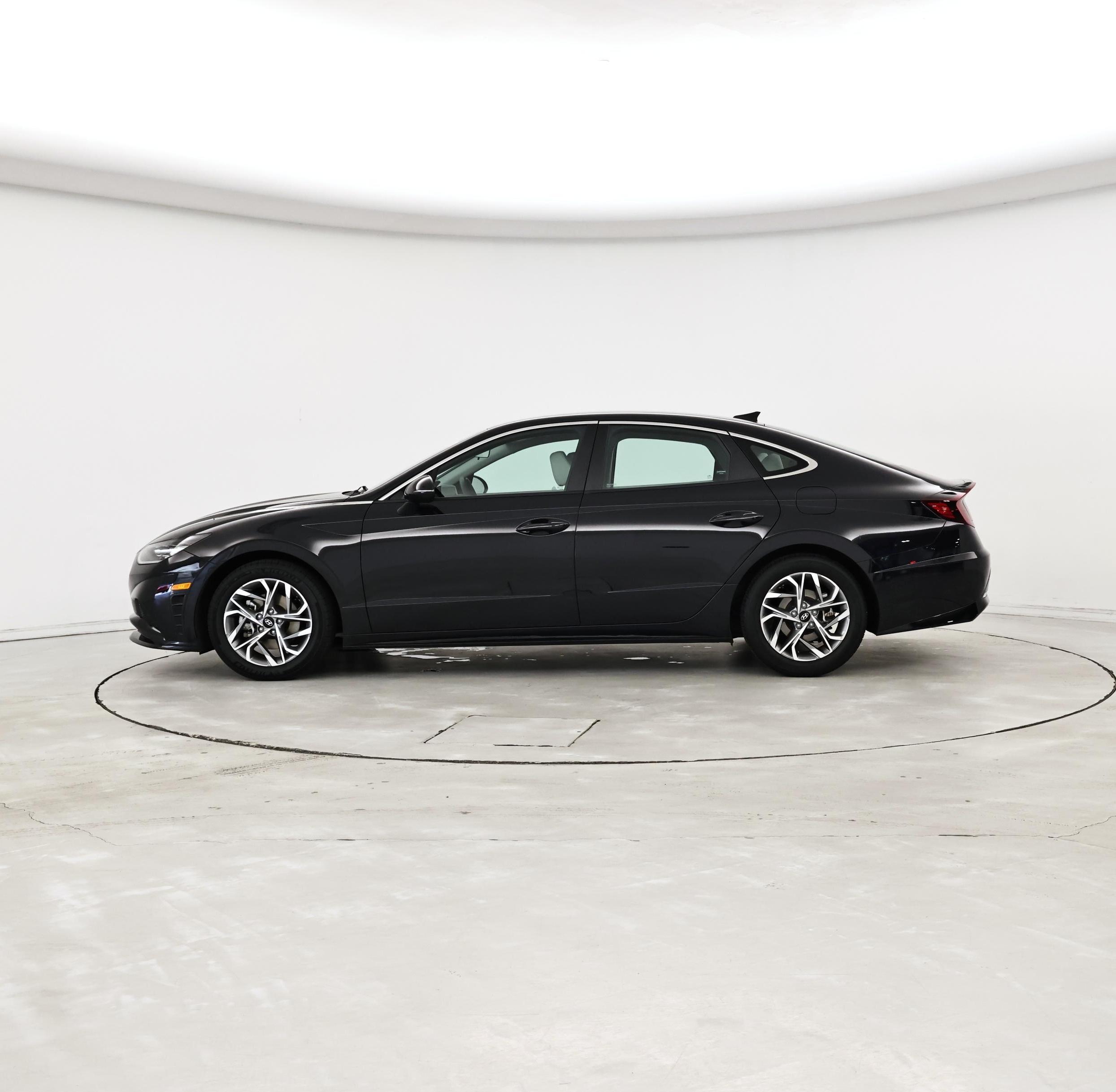 Thumbnail: 2023 Hyundai Sonata - 3