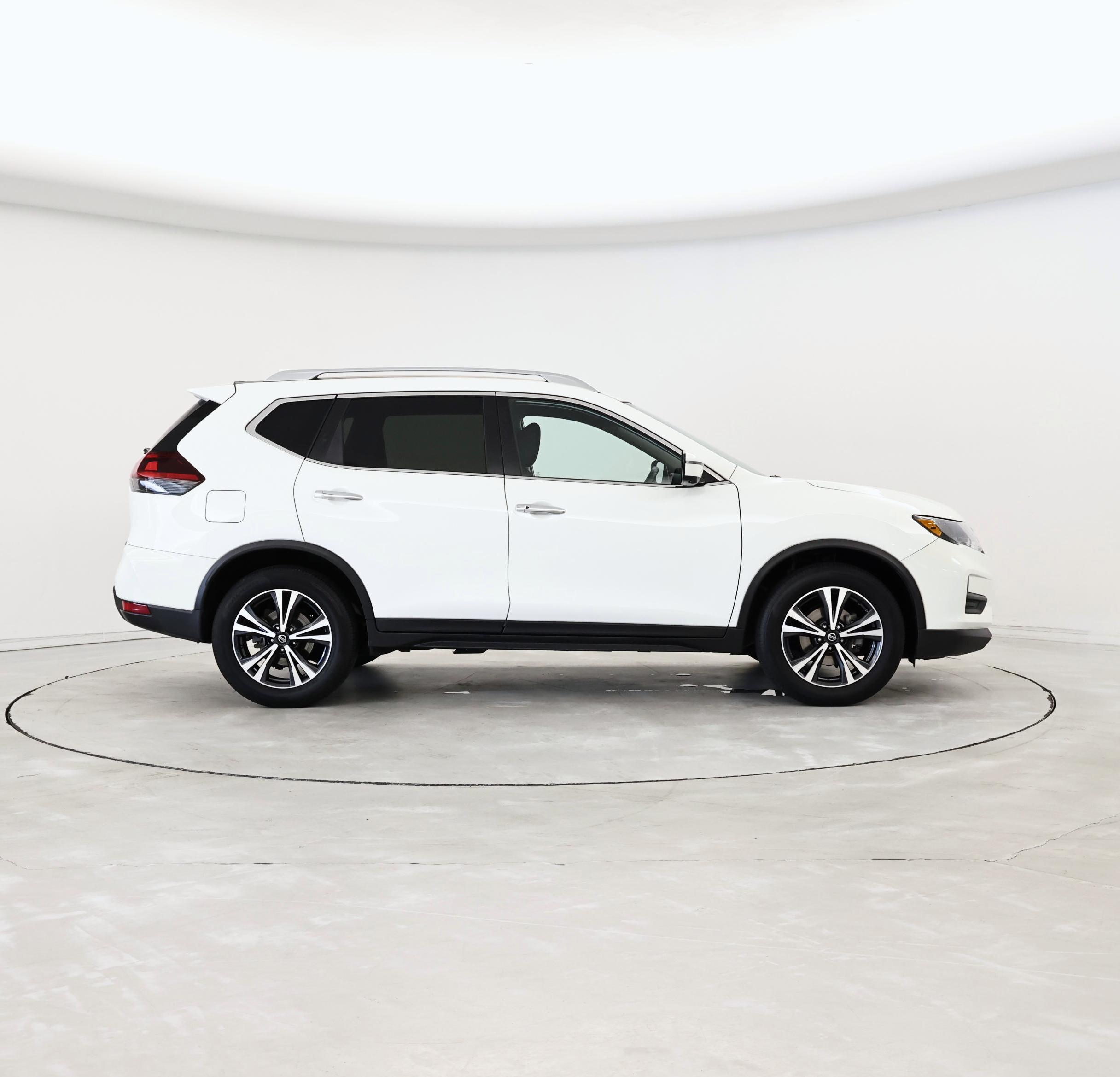 Thumbnail: 2020 Nissan Rogue - 7