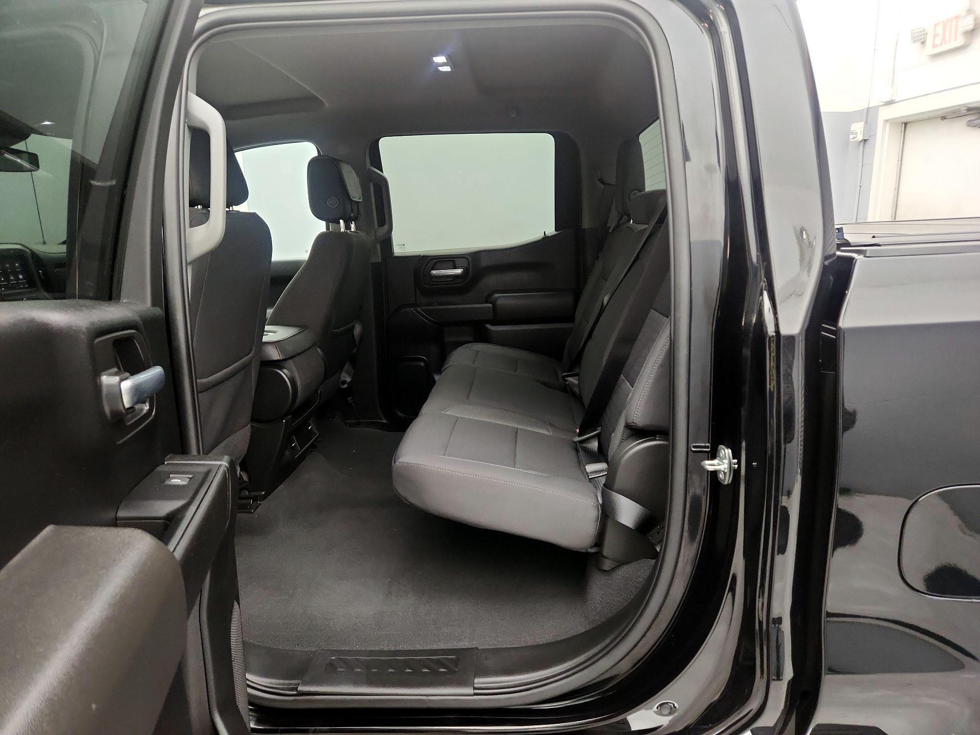 Thumbnail: 2022 Chevrolet Silverado 1500 - 19