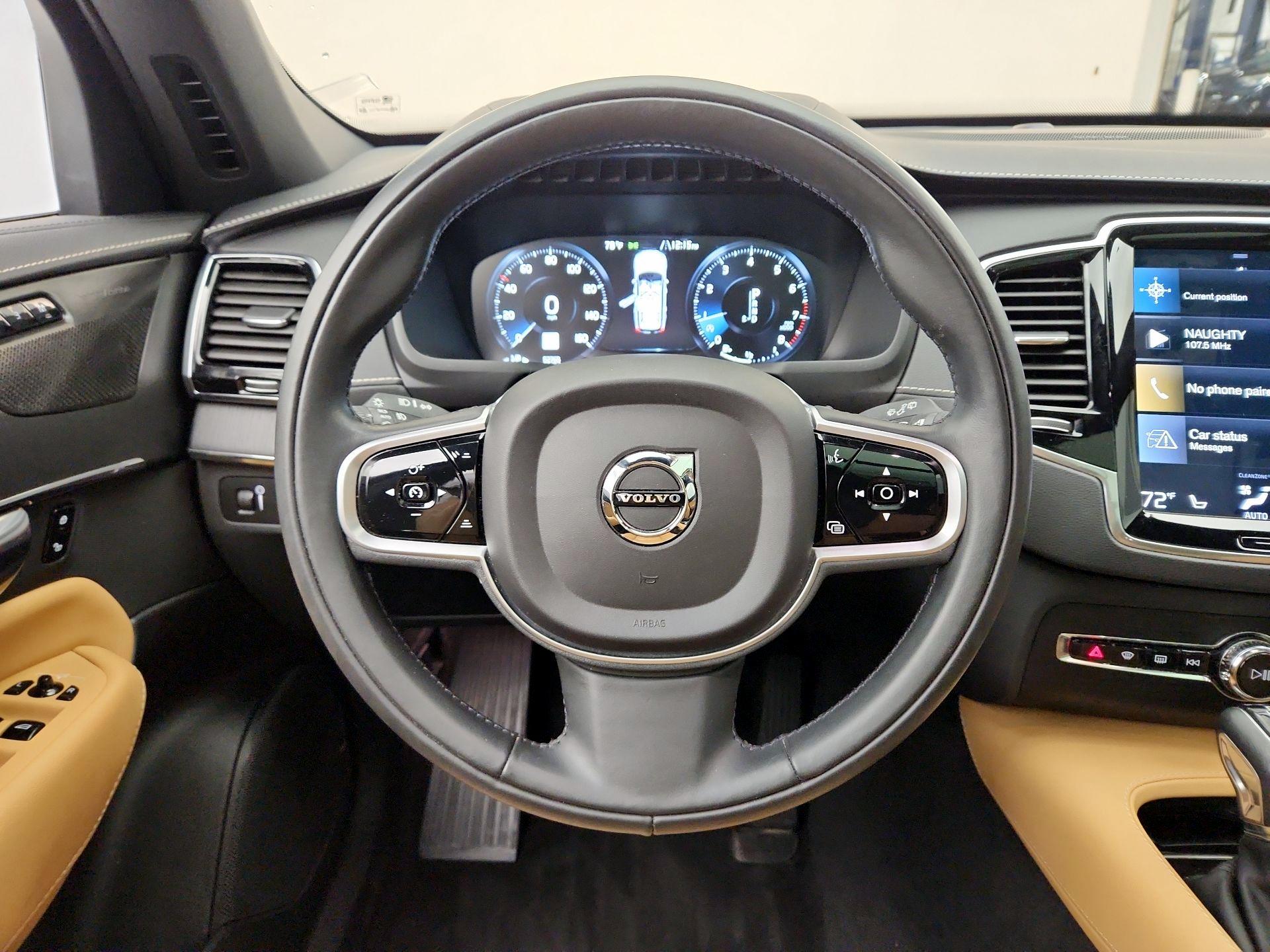 Thumbnail: 2022 Volvo XC90 - 10