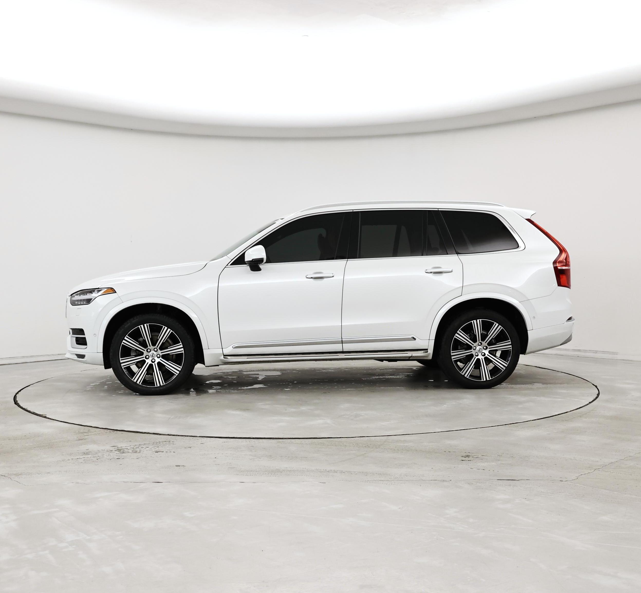 Thumbnail: 2022 Volvo XC90 - 3