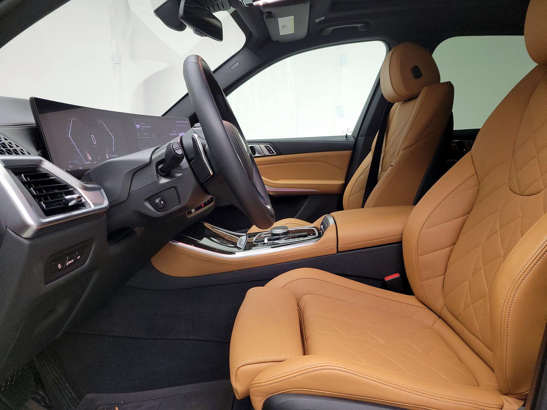Thumbnail: 2024 BMW X5 - 11