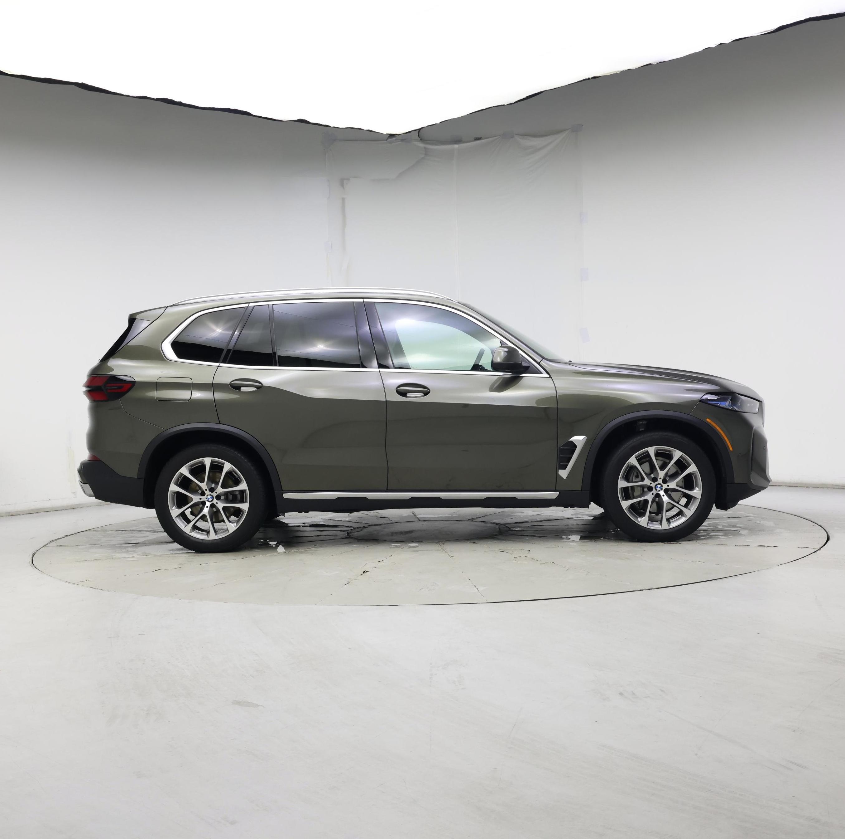 Thumbnail: 2024 BMW X5 - 7
