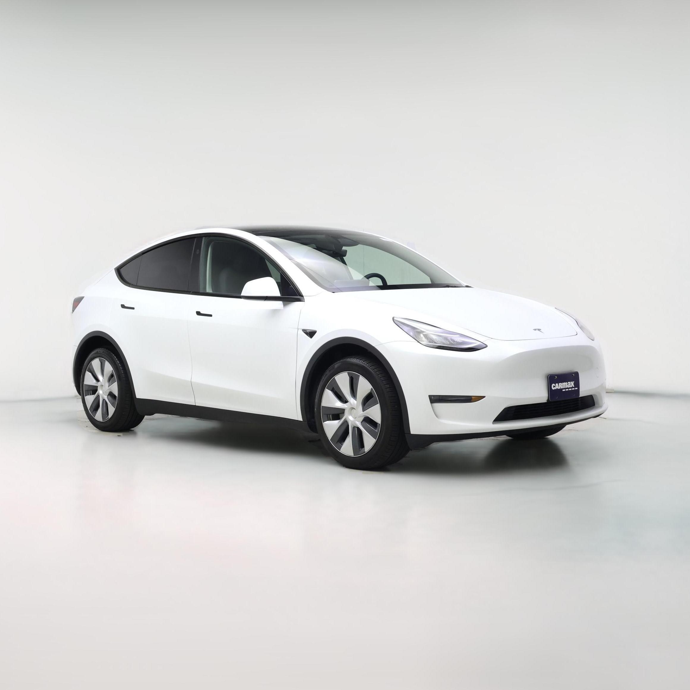 Thumbnail: 2023 Tesla Model Y - 1