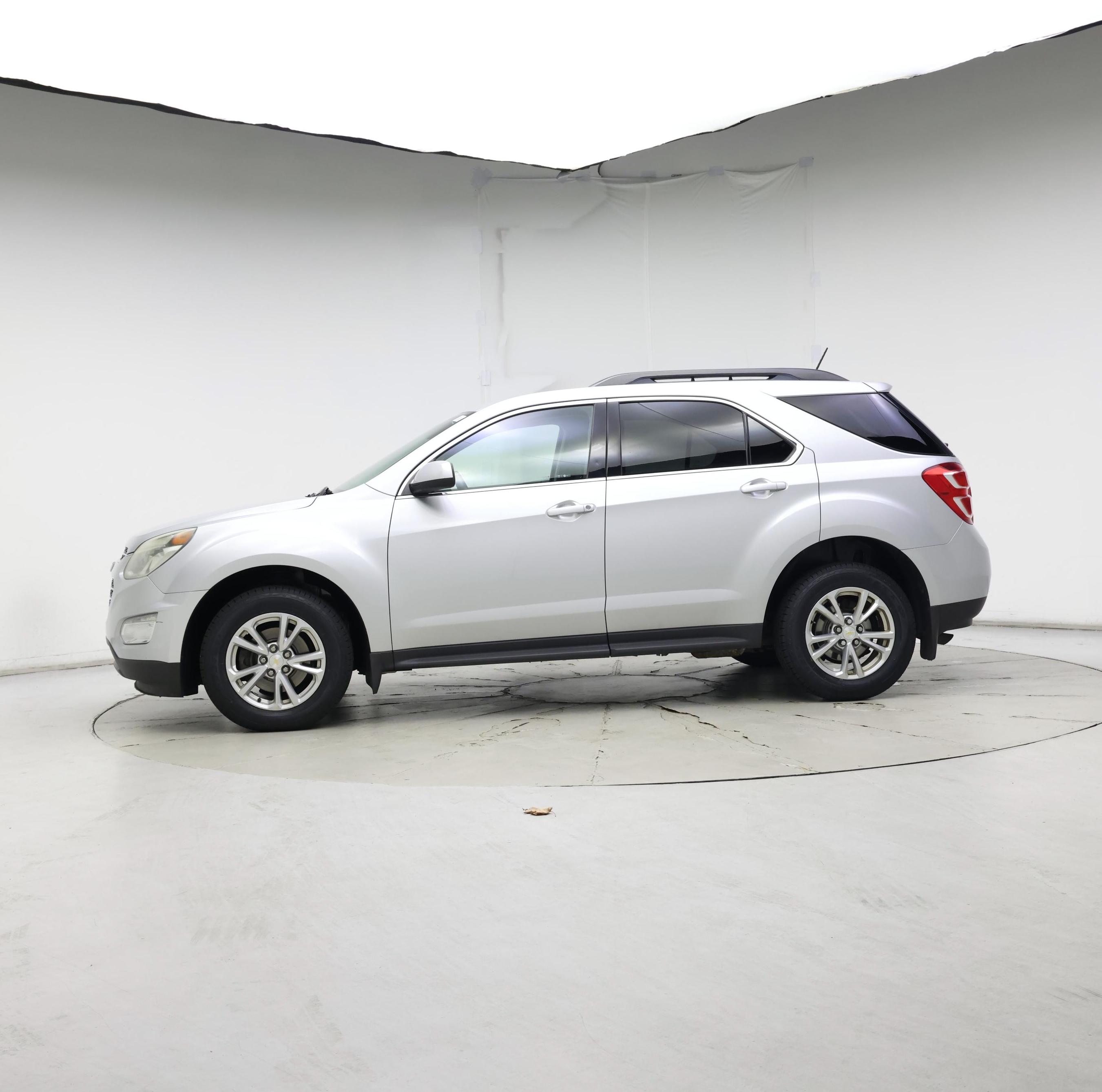 Thumbnail: 2016 Chevrolet Equinox - 3