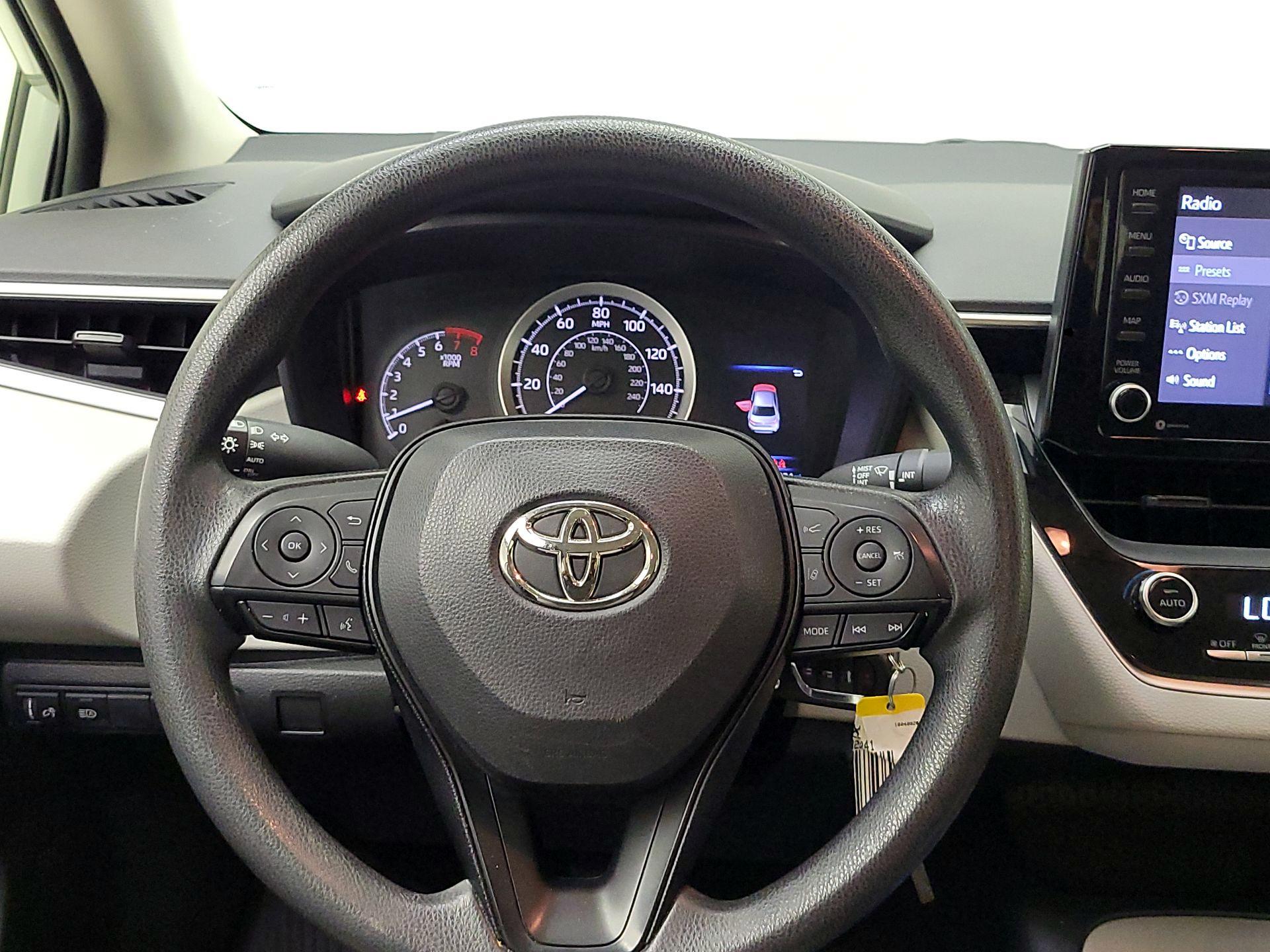 Thumbnail: 2022 Toyota Corolla - 10