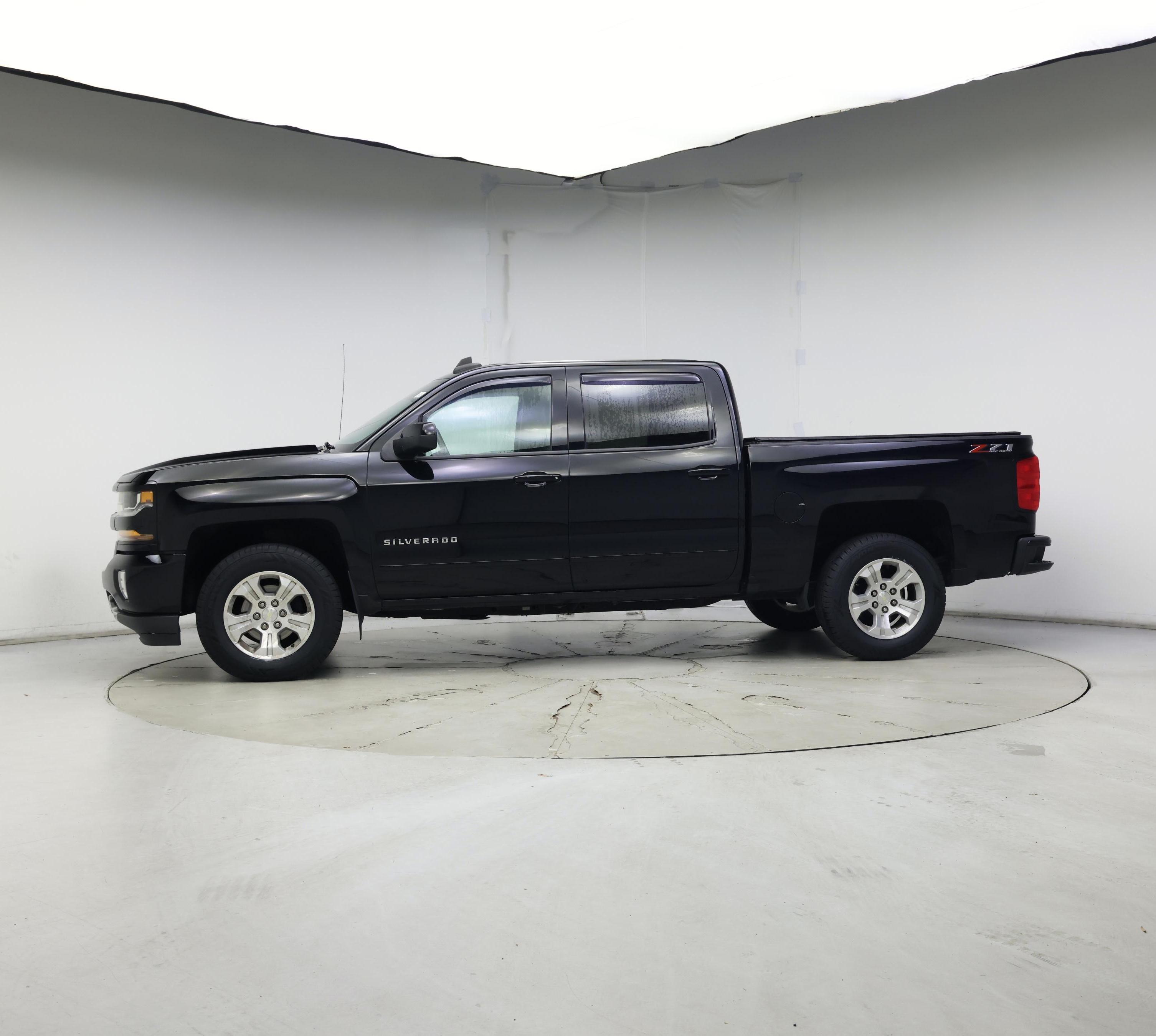 Thumbnail: 2018 Chevrolet Silverado 1500 - 3