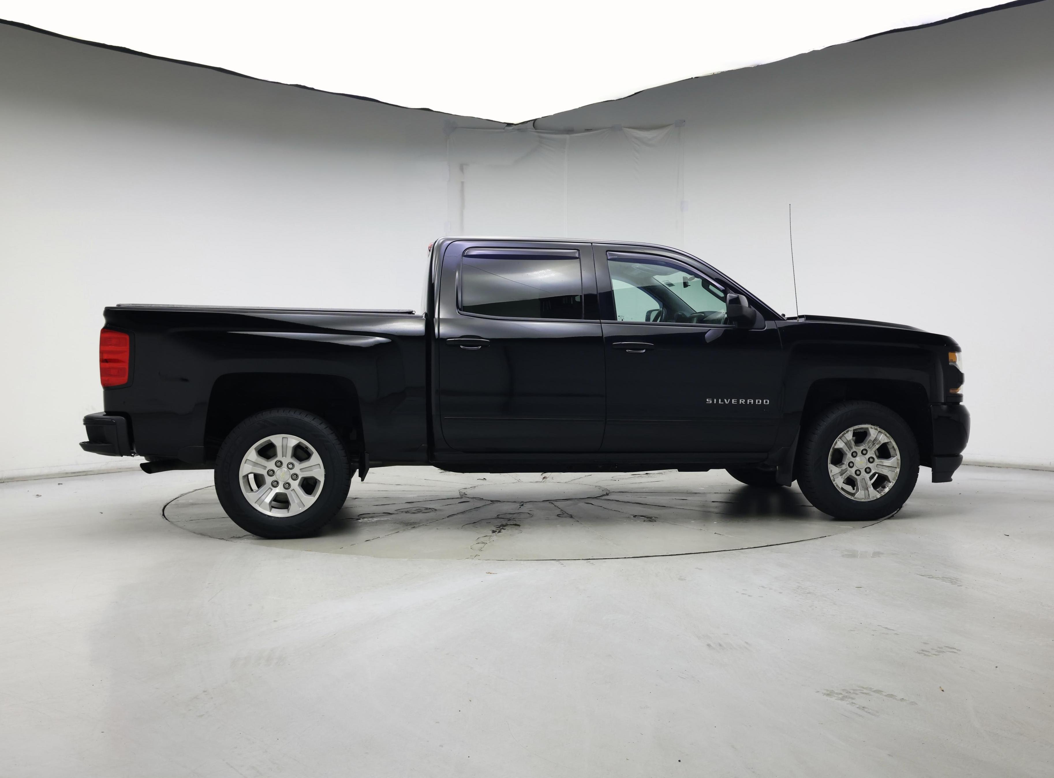 Thumbnail: 2018 Chevrolet Silverado 1500 - 7